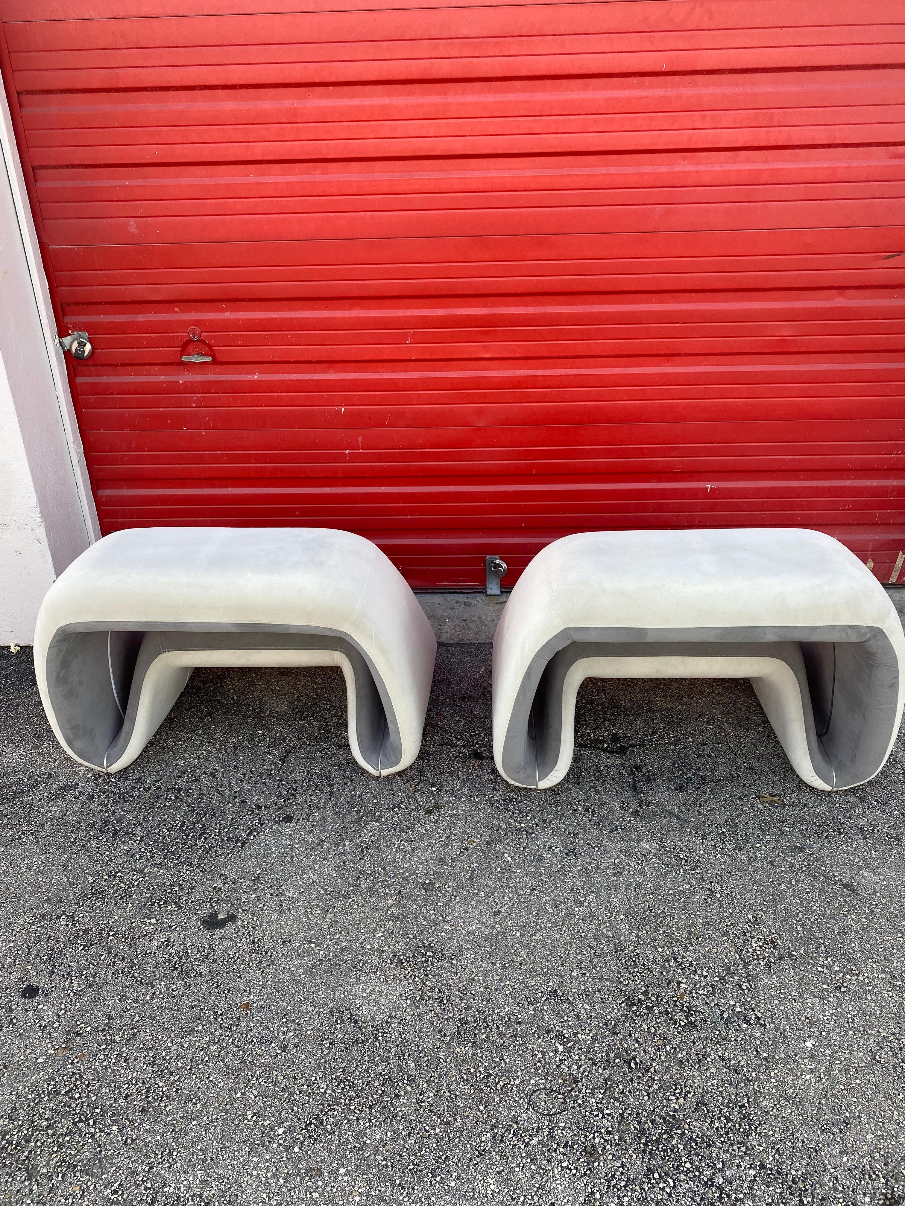 1970s Meritalia Sculptural Space Age Air Loungers Chairs, Set of 2 For Sale 2