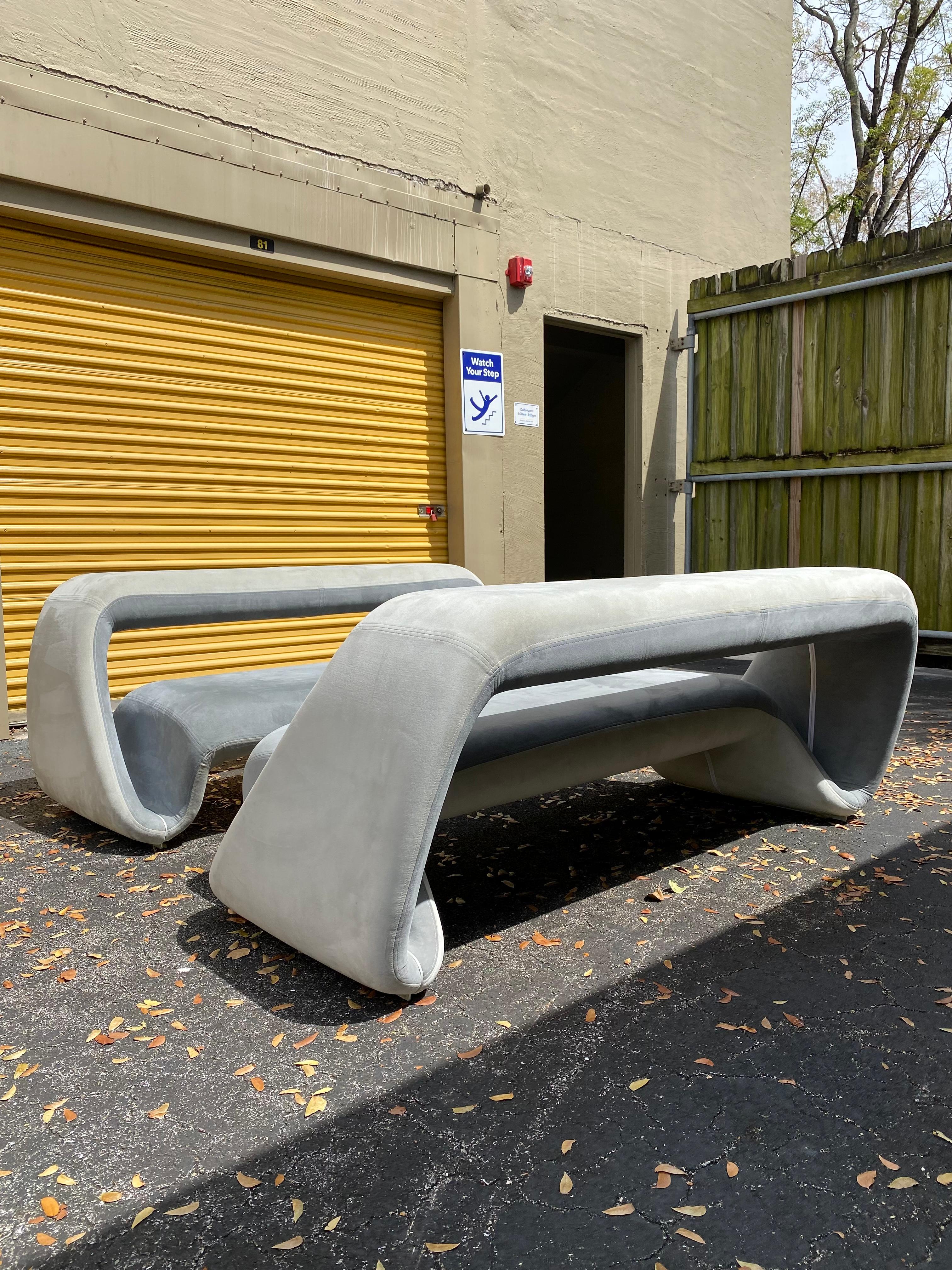 Fin du 20e siècle 1970s Meritalia Sculptural Space Age Air Lounger - Set of 2
