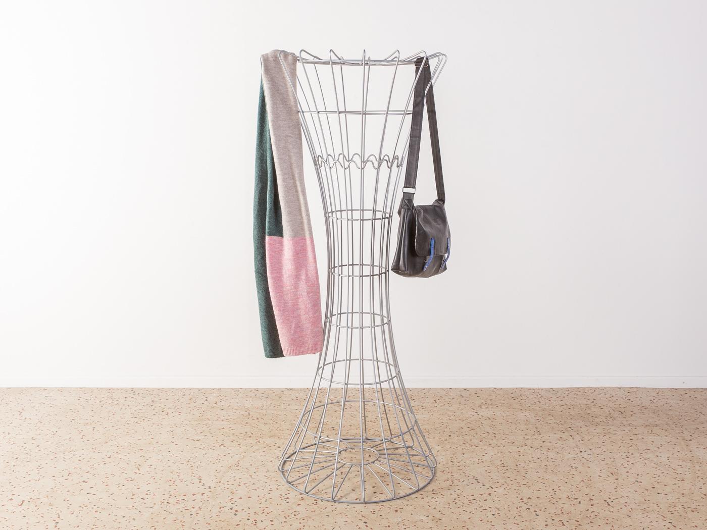 Unique coatstand from the 1970s by Verner Panton for J. Lüber. High-quality frame made of chromed metal. Made in Switzerland.