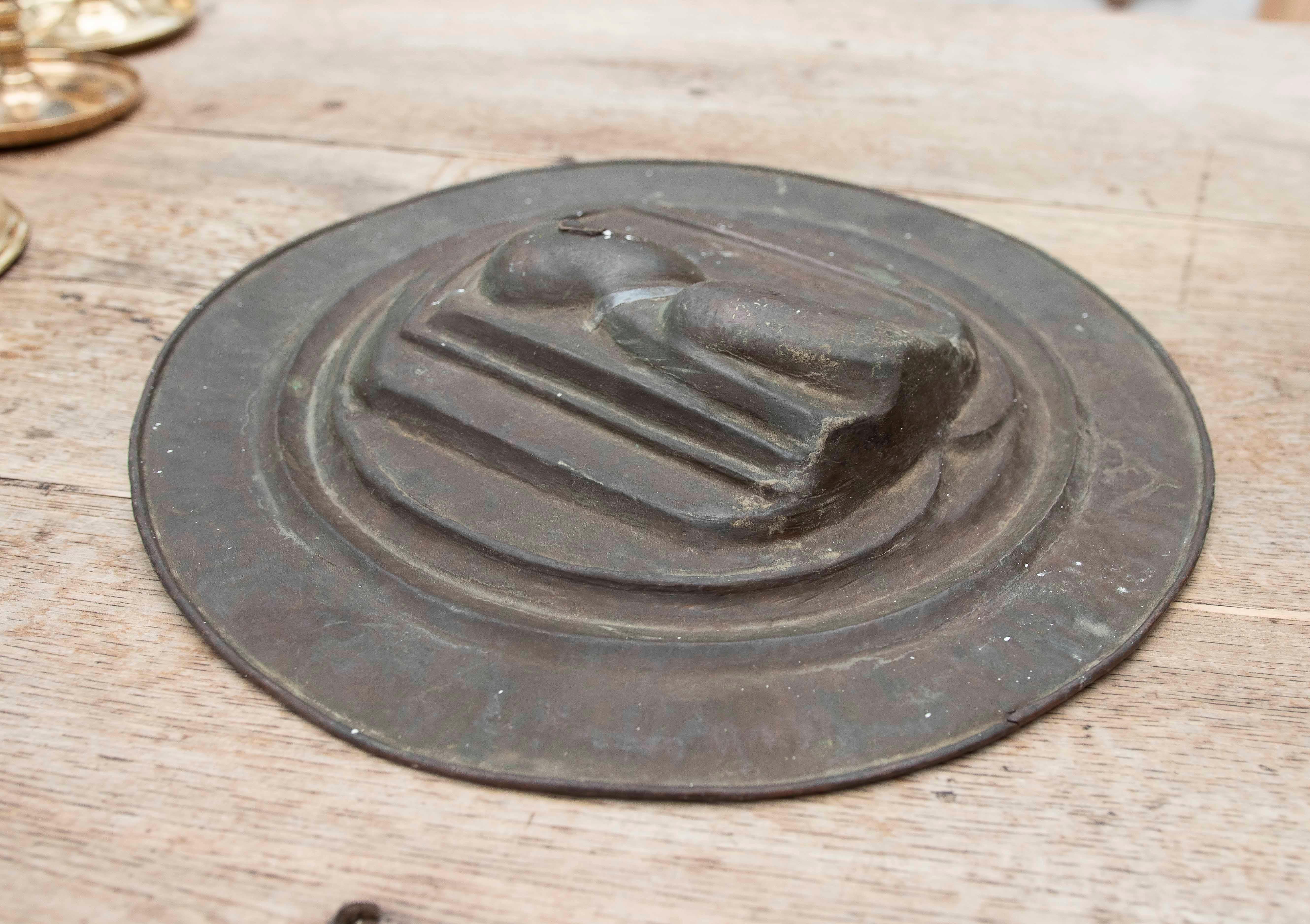 1970s Metal Medallion or Plaque with a Male Bust in Relief in Classicist Style For Sale 6