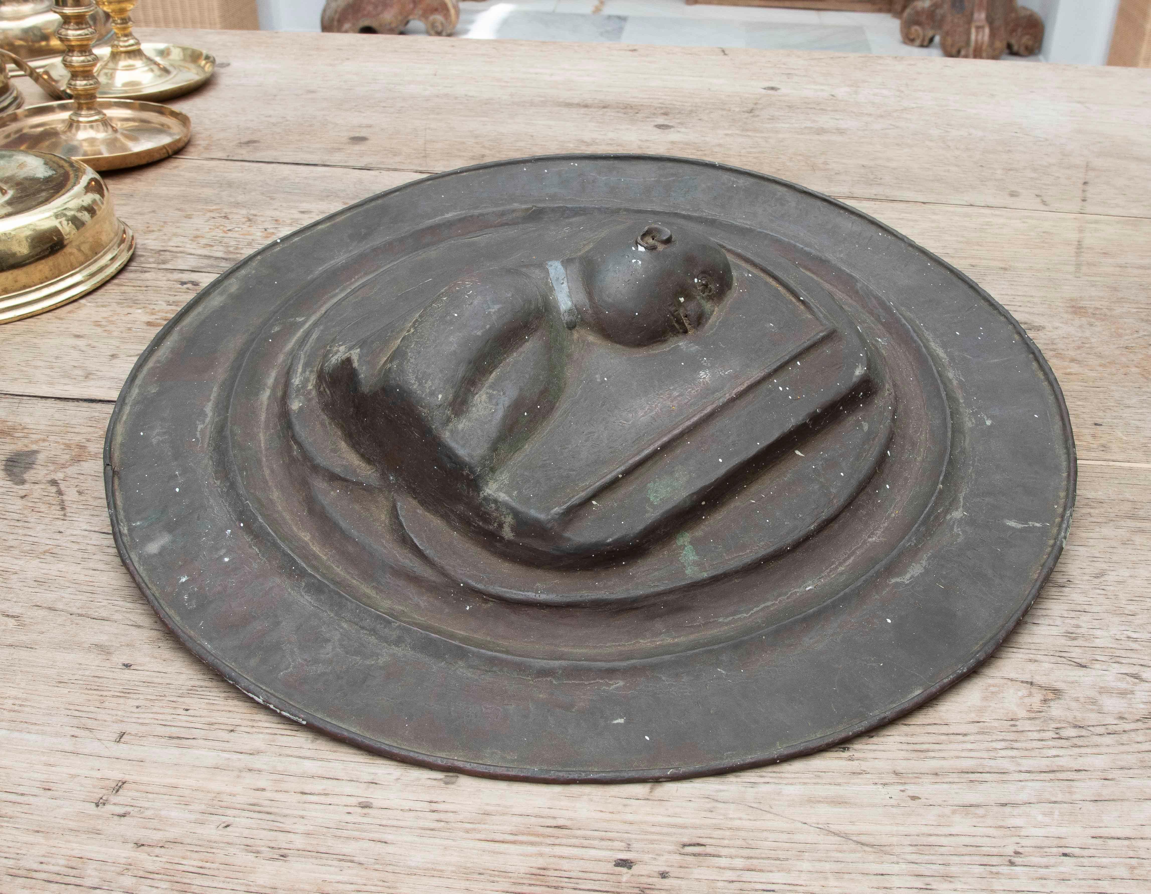 Spanish 1970s Metal Medallion or Plaque with a Male Bust in Relief in Classicist Style For Sale
