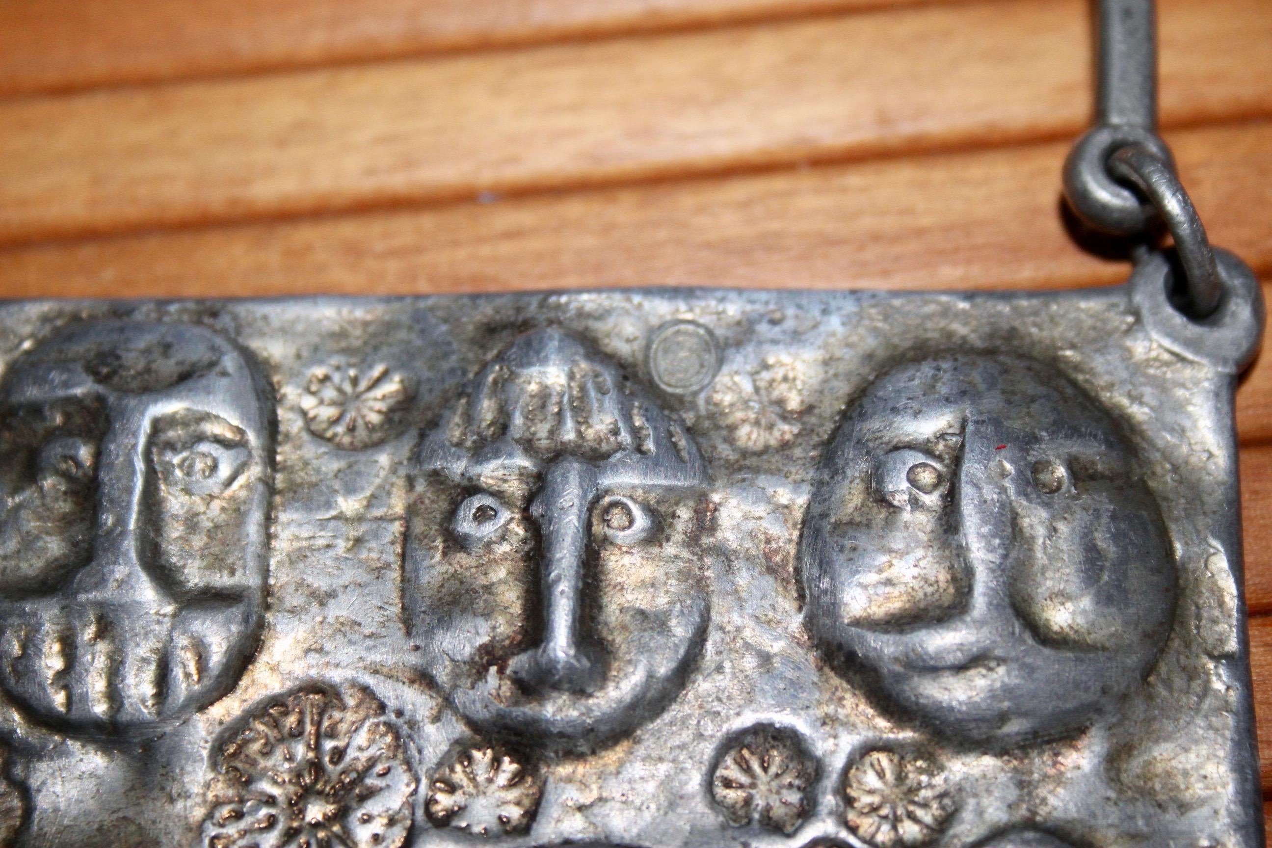 Metal 1970s metal necklace For Sale