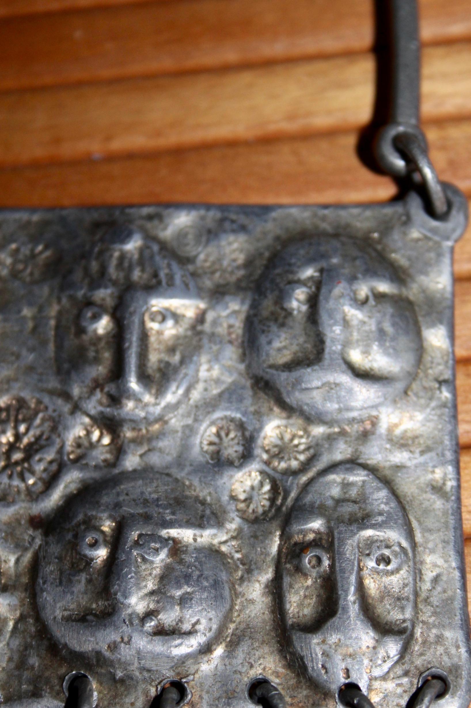 1970s metal necklace For Sale 2