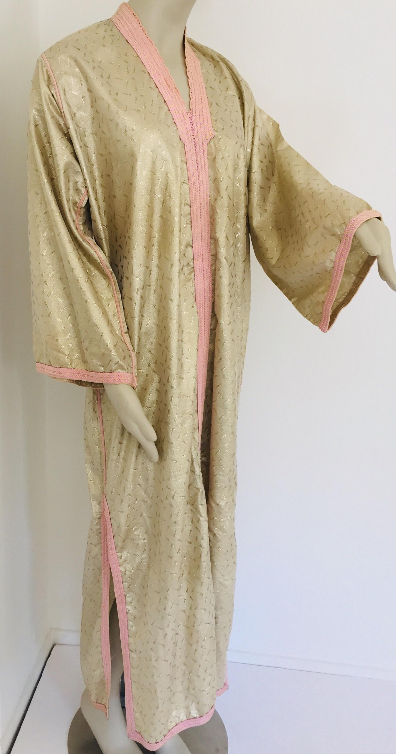 Marron Caftan marocain caftan or métallisé des années 1970, robe longue caftan, Afrique du Nord, Maroc en vente