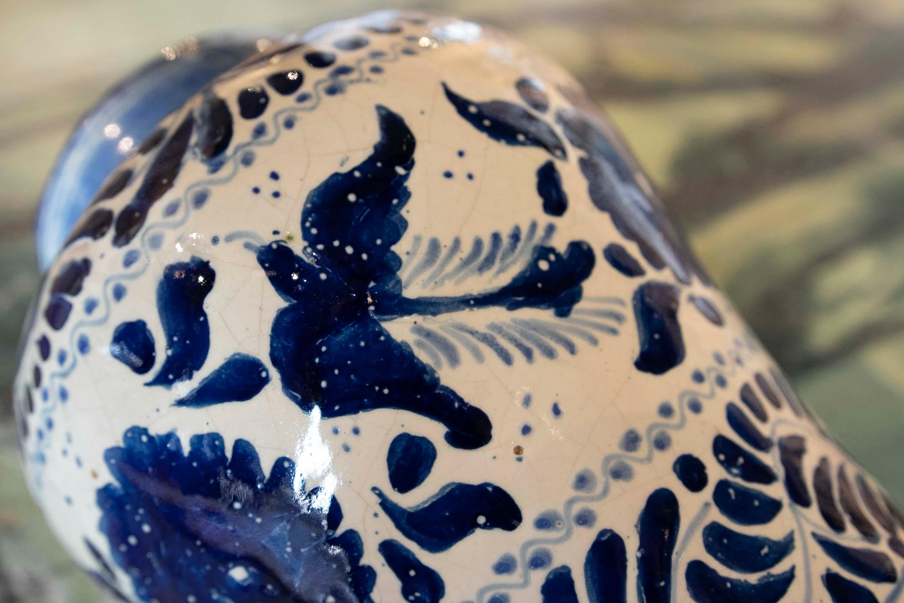 Mexikanische glasierte Keramikvase in Blautönen aus Puebla aus den 1970er Jahren  im Angebot 7