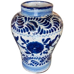 Vaso in ceramica smaltata messicana degli anni '70 nei toni del blu, proveniente da Puebla
