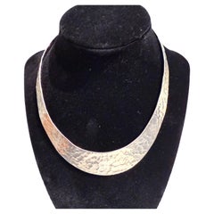 1970s Mexican Hand Hammered Silver Torc Collar Necklace