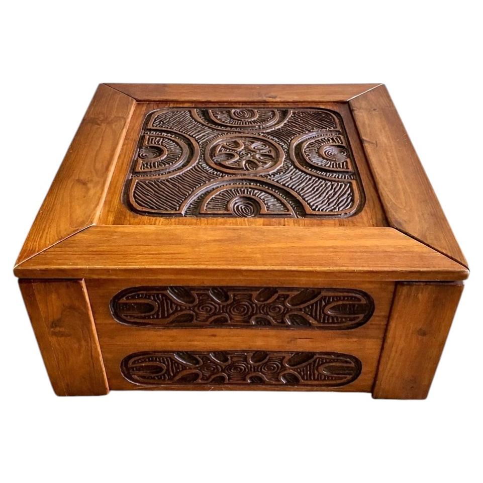 Mesa de centro de madera tallada moderna mexicana de los años 70 al estilo de Evelyn Ackerman