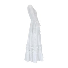 Robe de mariée en coton blanc et dentelle Mexicana des années 1970