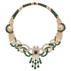 Collar de oro de 18 quilates de mediados del siglo XX con 59,34 quilates de esmeraldas y diamantes Collar de oro de 18 quilates de mediados del siglo XX con 59,34 quilates de esmeraldas y diamantes