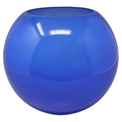 Vaso blu di metà secolo degli anni '70 di Ind. Vetraria Valdarnese. Prodotto in Italia