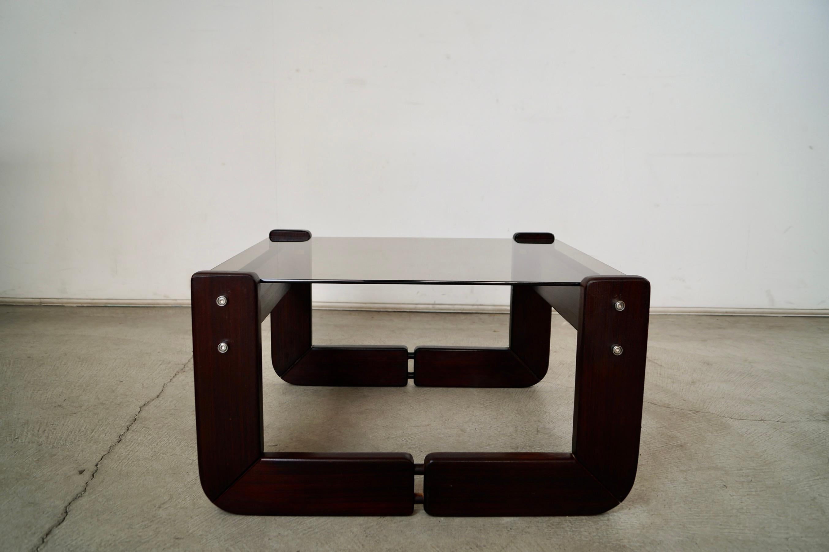 Mid-Century Modern Table d'appoint en bois de rose Percival Lafer, milieu du siècle dernier, Brésil. en vente