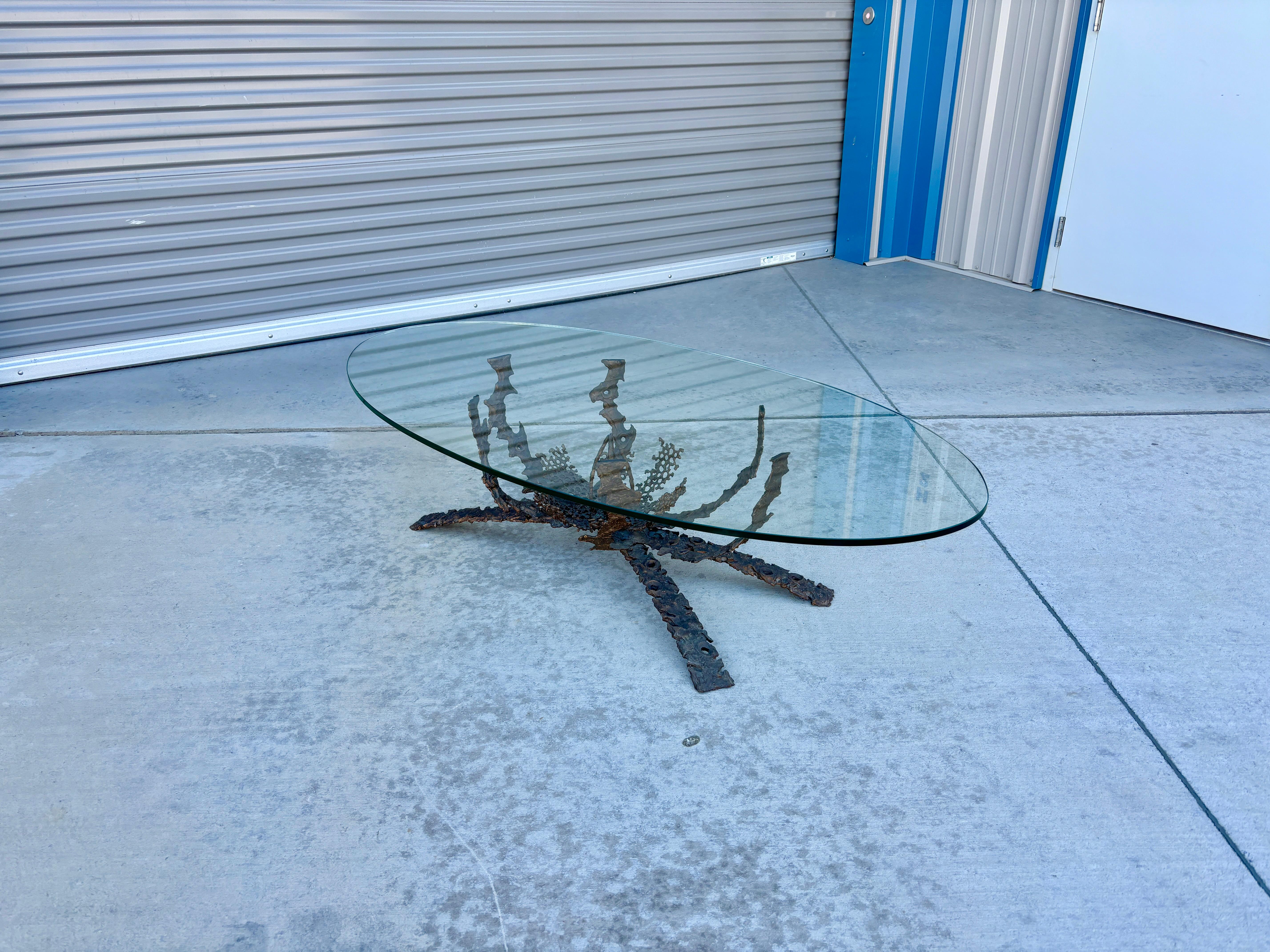 Américain Table basse en bronze mi-siècle par Daniel Gluck, années 1970 en vente