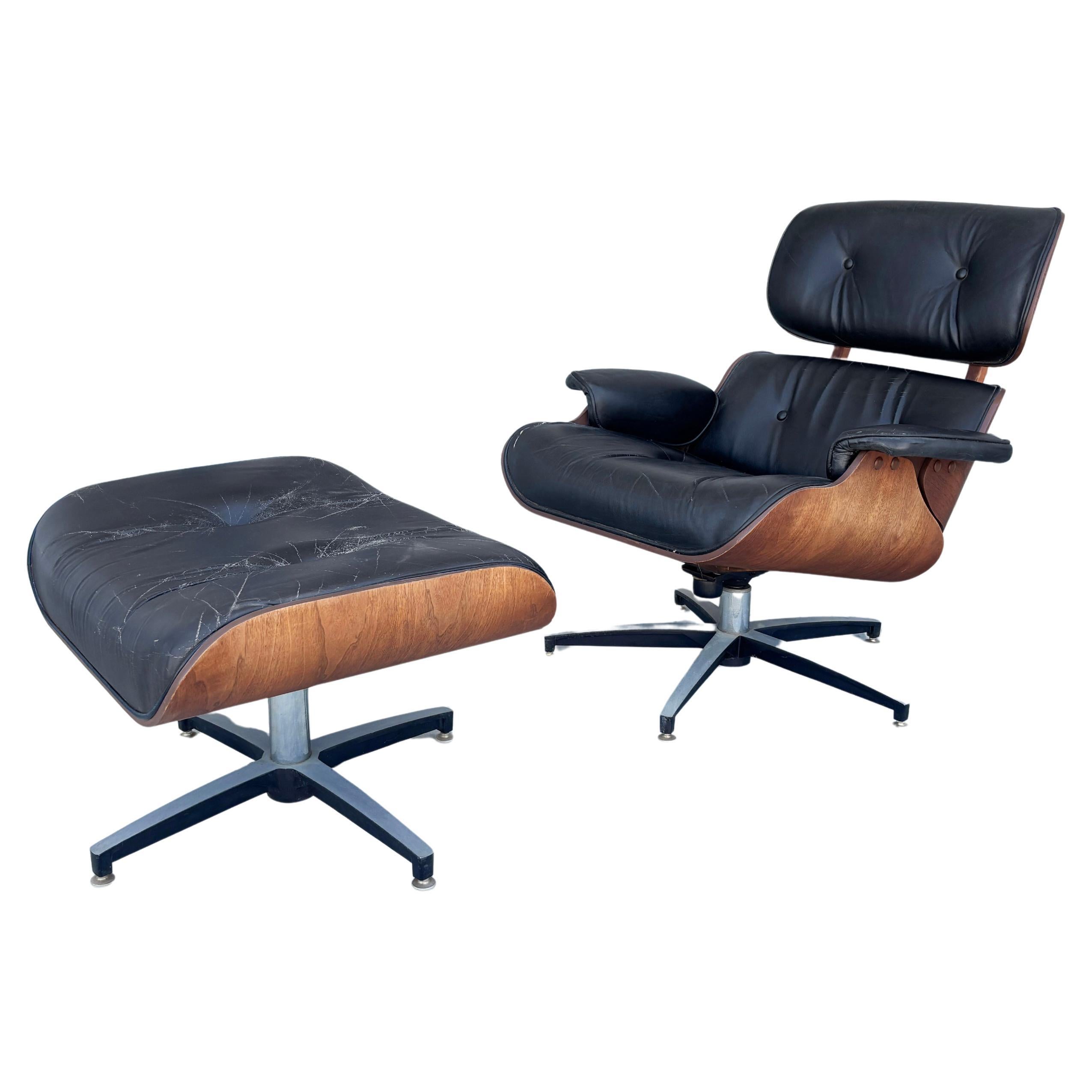 Chaise et pouf du milieu du siècle des années 1970, d'après Herman Miller en vente