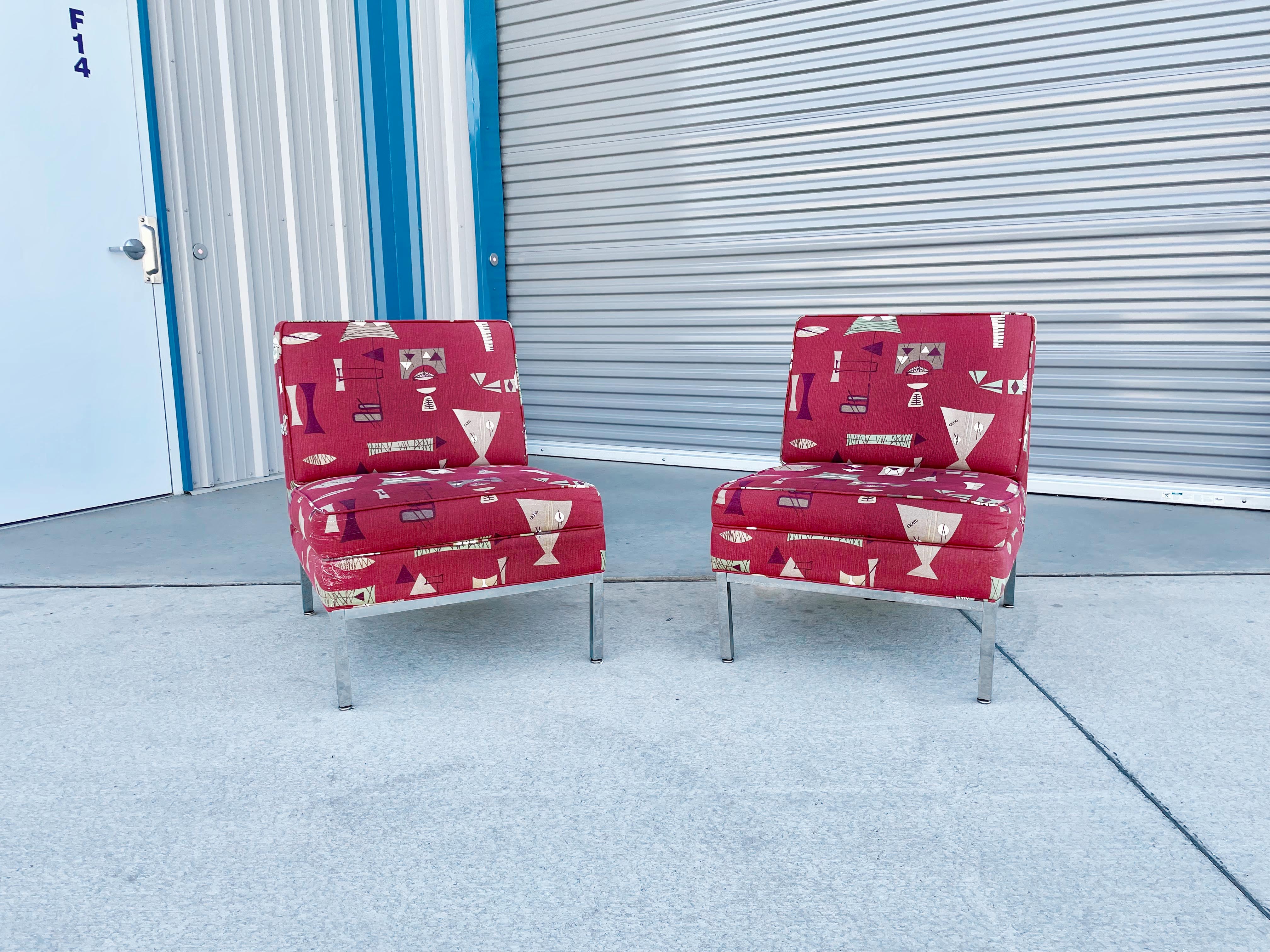 Sillas de salón cromadas de mediados de siglo de 1970 inspiradas en Florence Knoll en venta