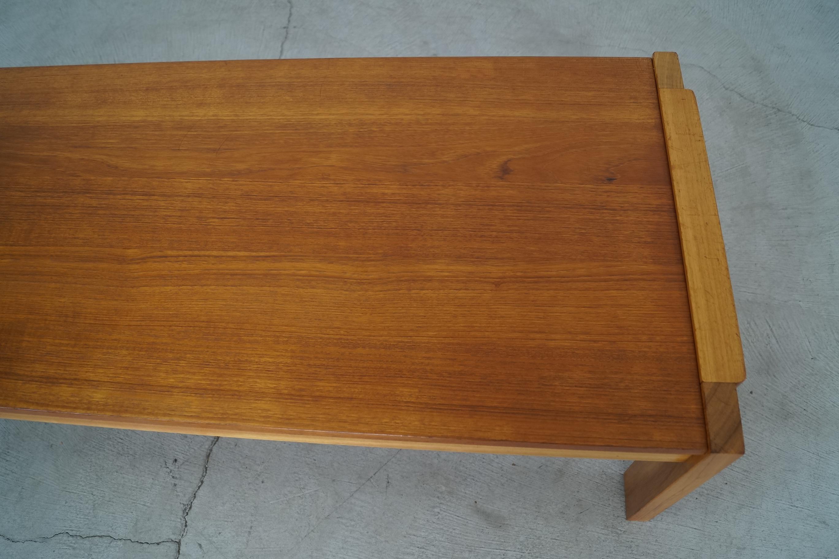 1970's Mid-Century Danish Modern Teak Coffee Table 9