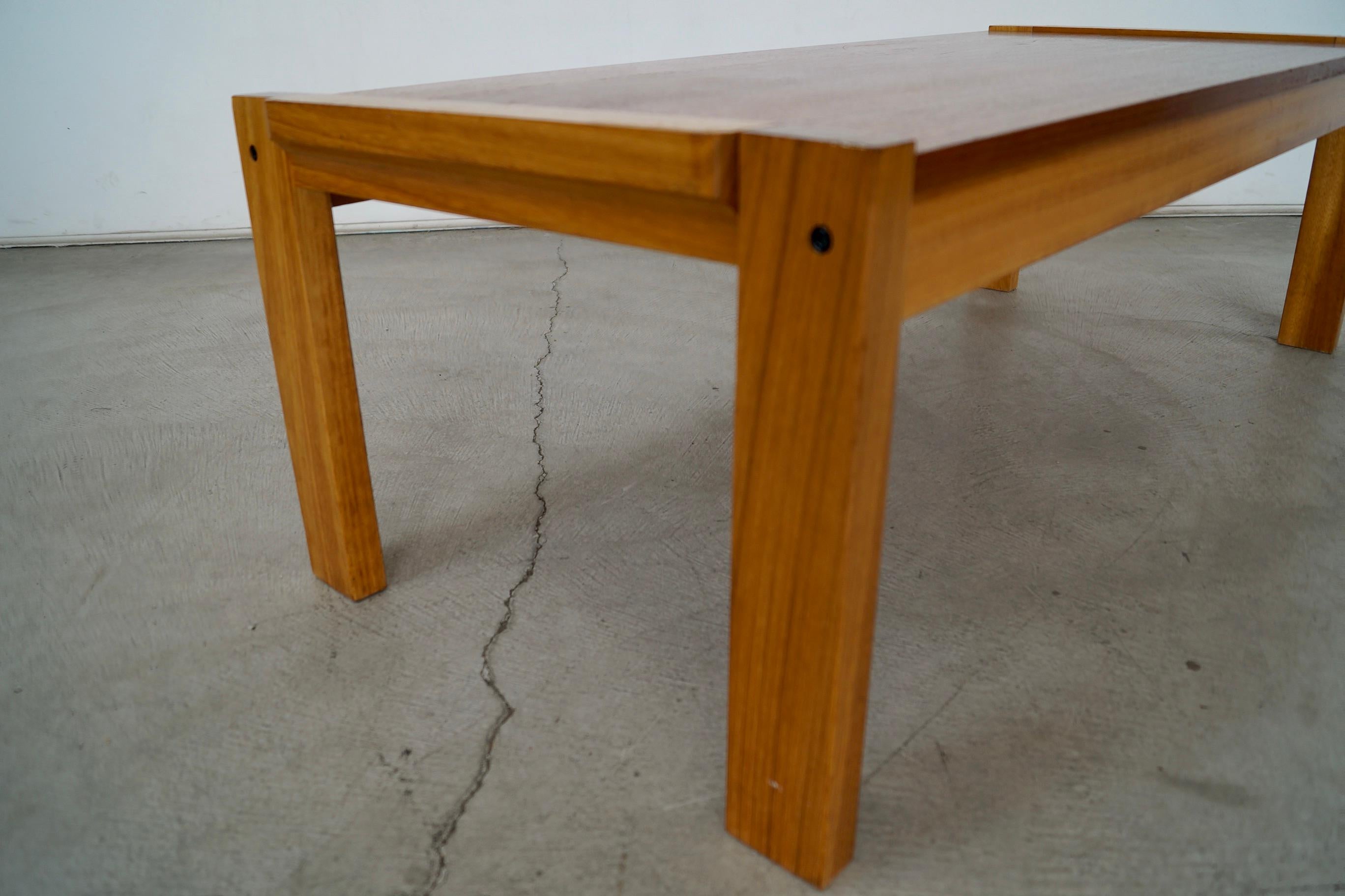 1970's Mid-Century Danish Modern Teak Coffee Table 10