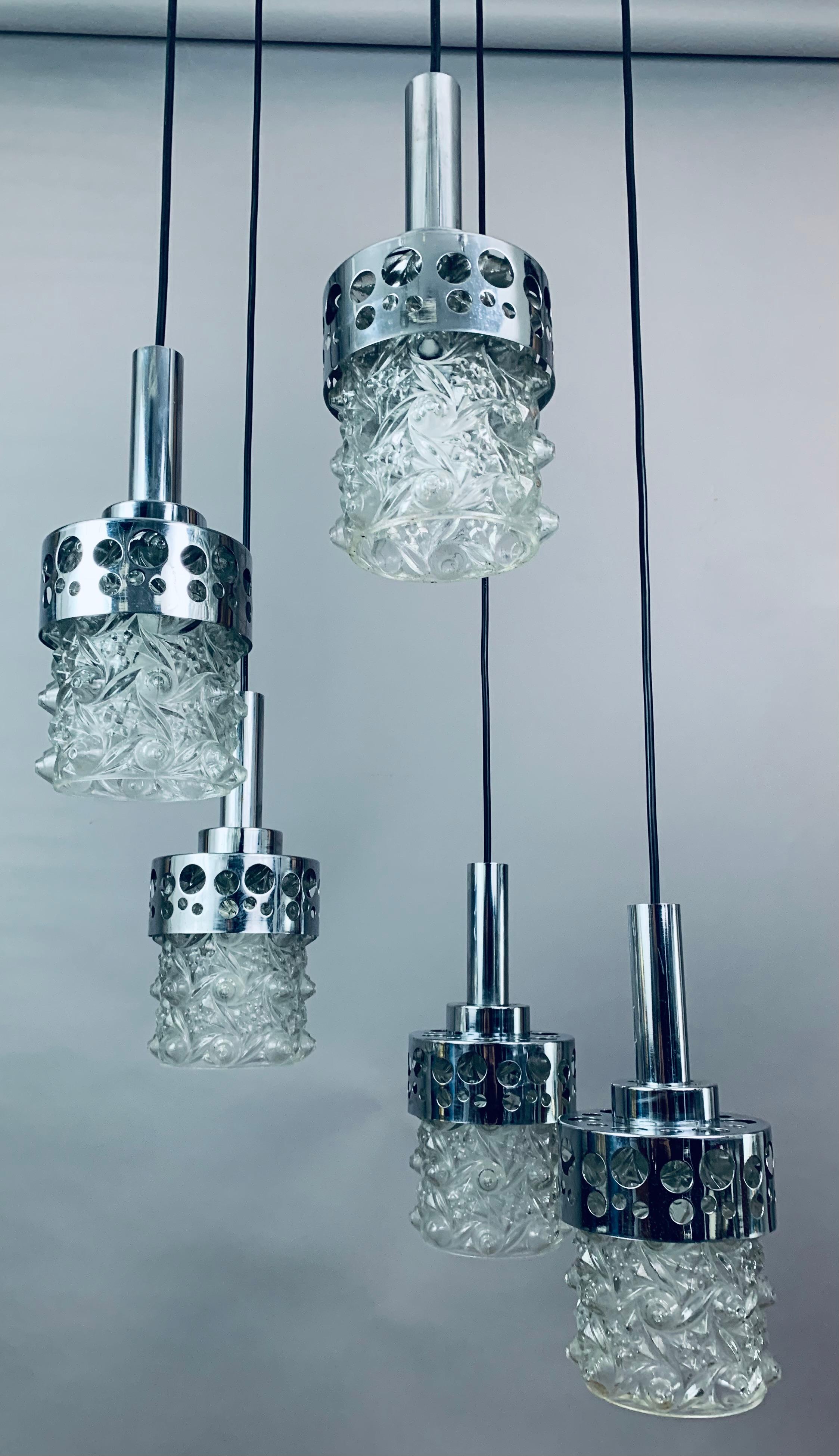 1970s, Mid-Century Dutch RAAK Chrome & Abstract Glass Cascading Hanging Light For Sale 6