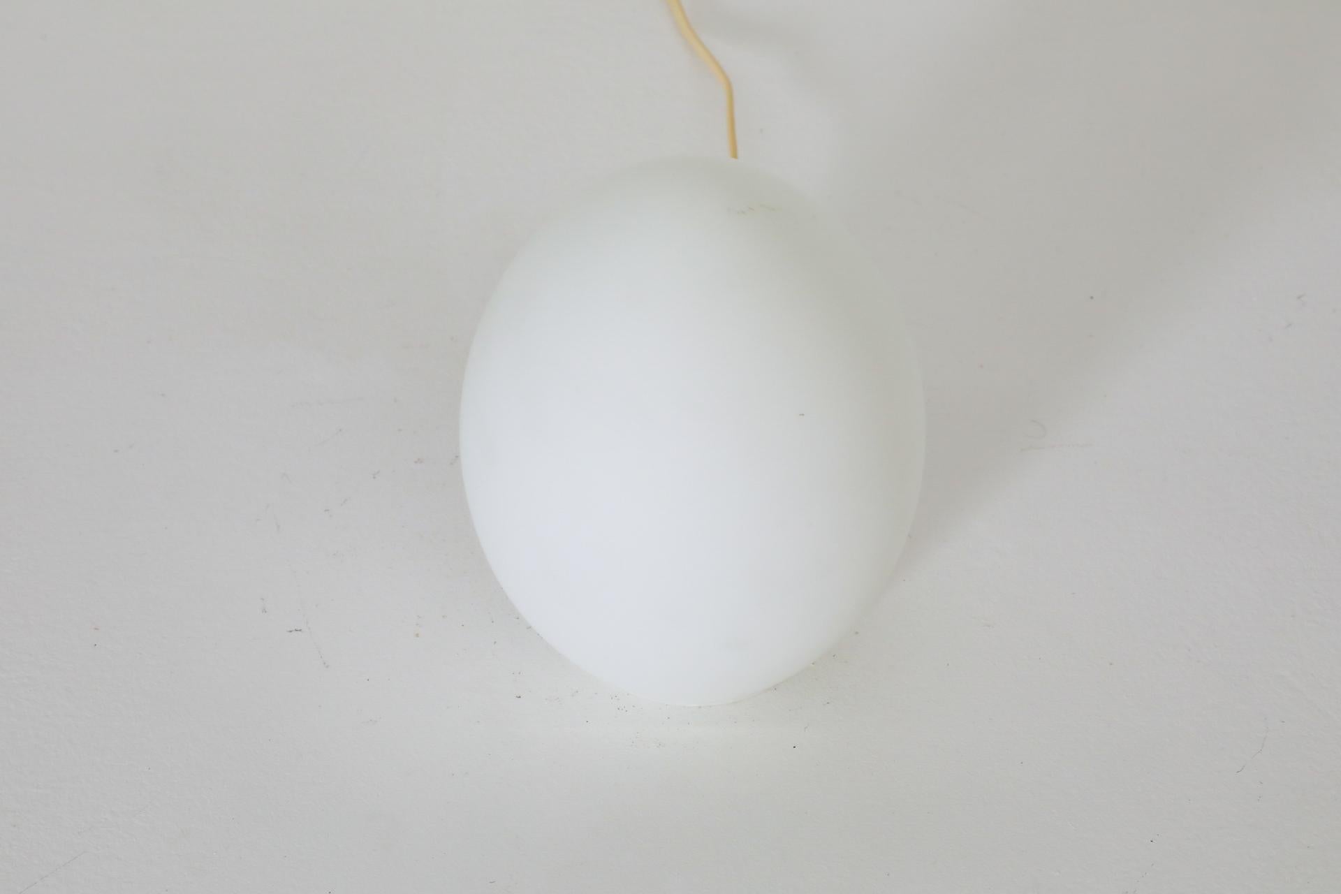 1970's Mid-Century Egg Shaped Milk Glass Table Lamps by Verrerie Vianne In Good Condition In Los Angeles, CA