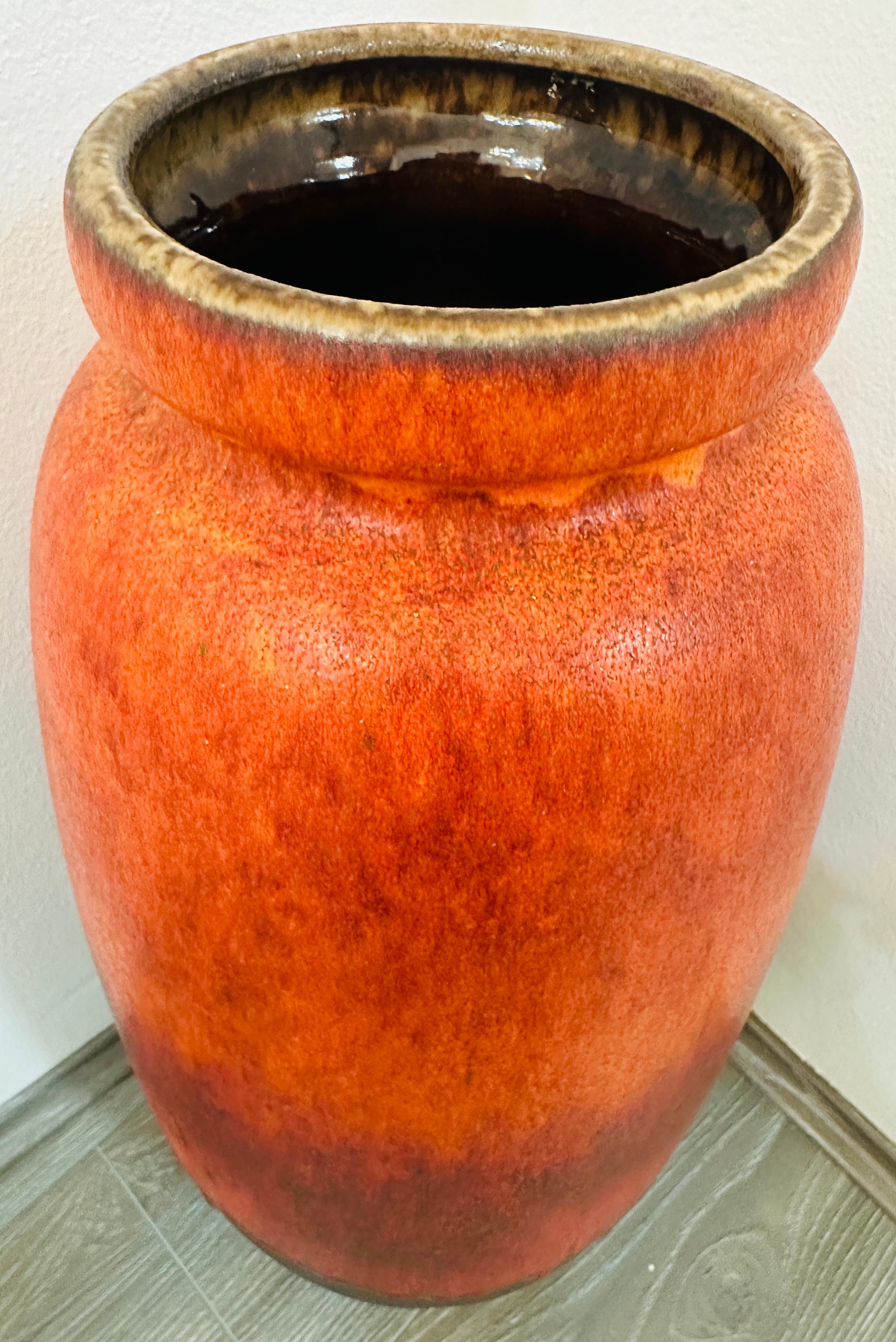 1970er Jahre Mid Century Deutsch Scheurich Keramik Burnt Orange & Brown Fett Lava Vase im Angebot 4