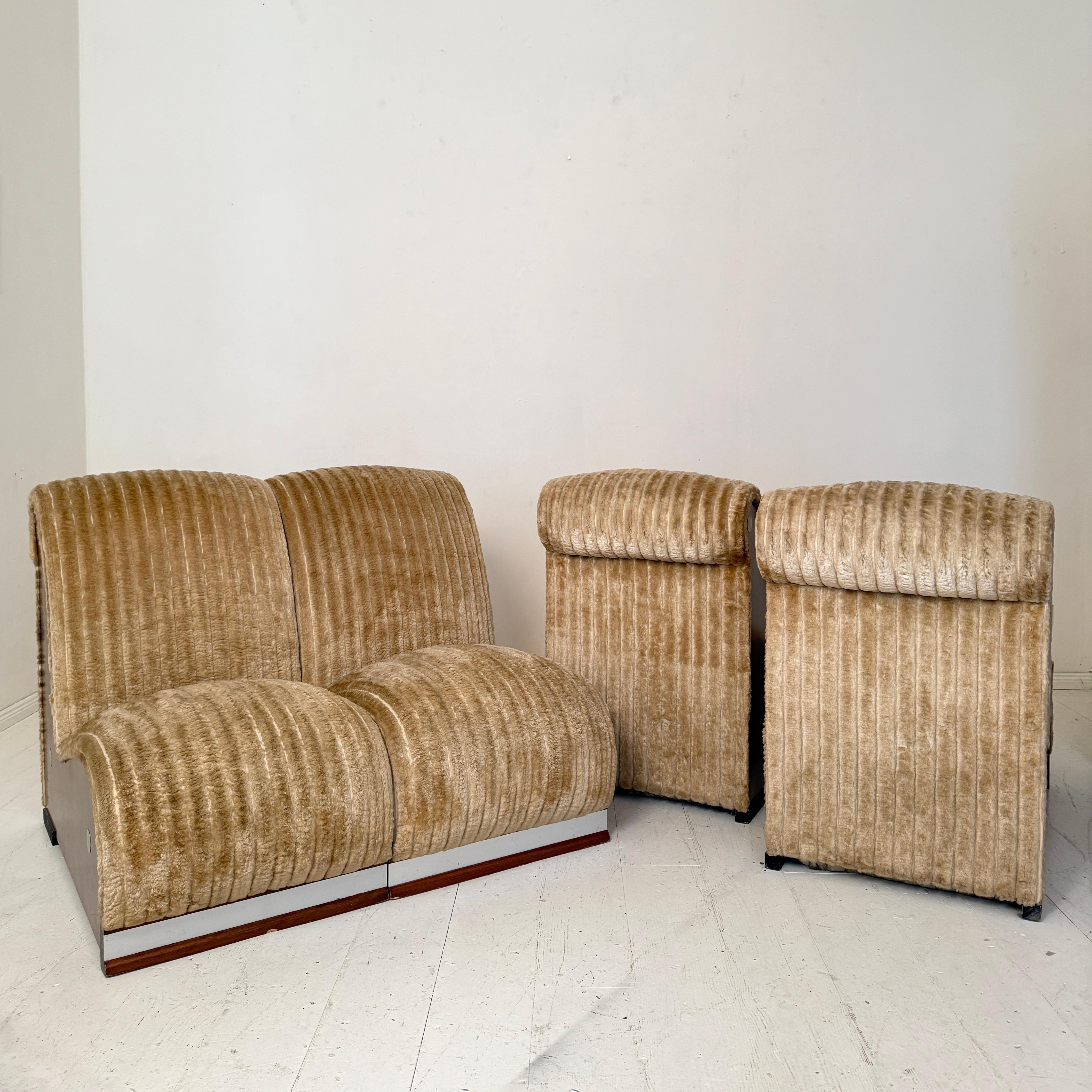 1970s Mid-Century Italian Modular Sofa in Original Beige Corduroy Fabric For Sale 1