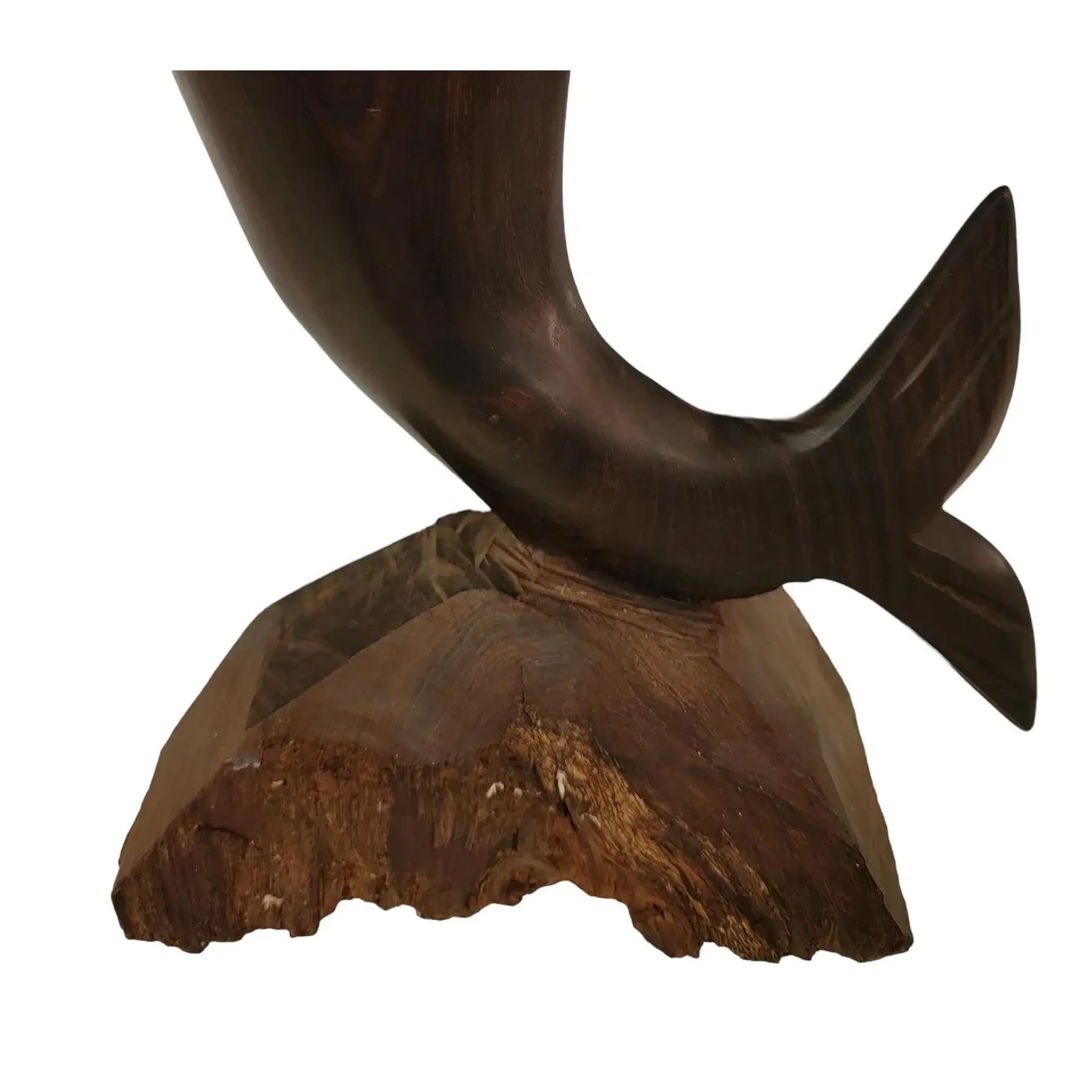 Scultura di pesce spada in legno di grandi dimensioni risalente alla metà del secolo scorso in vendita 1