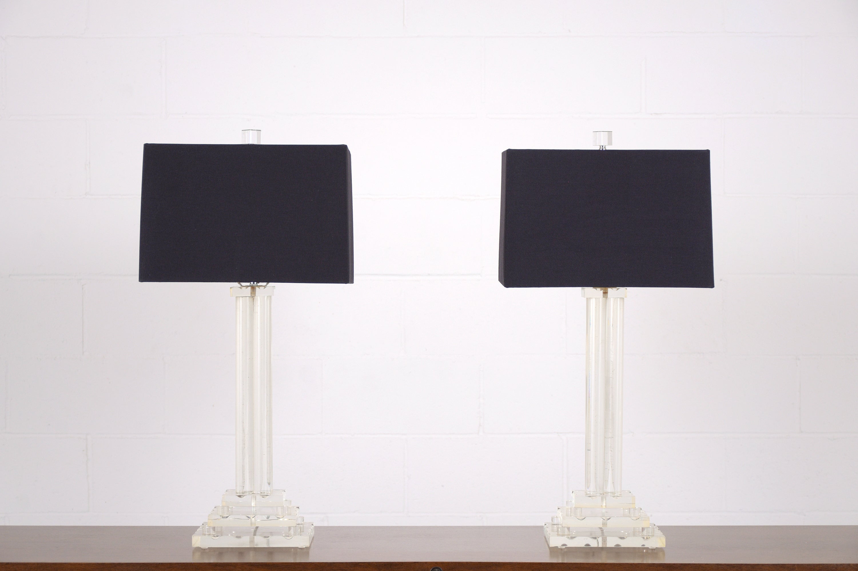 American Pair of Vintage Mid-Century Modern Lucite Table Lamps