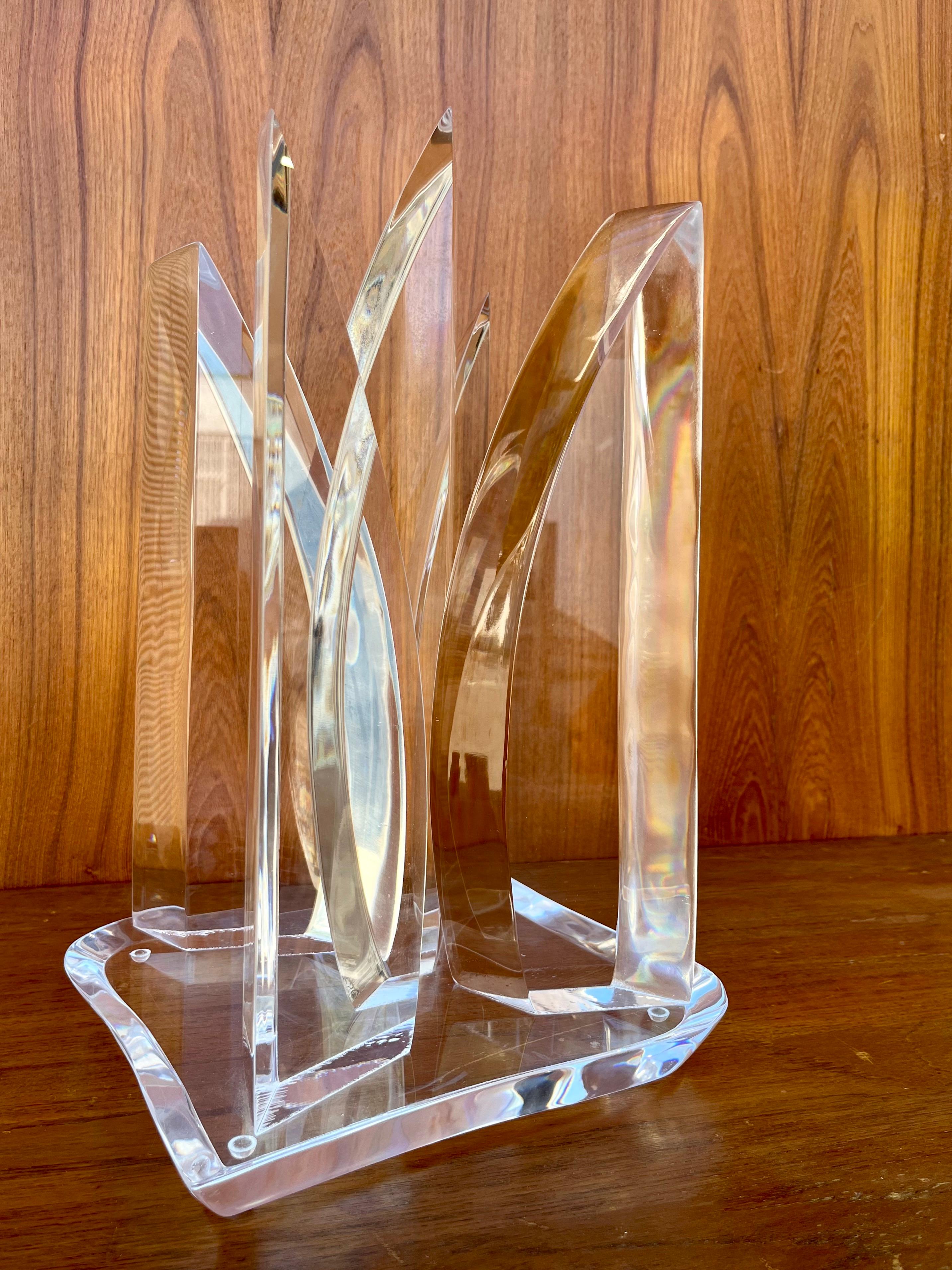 Scultura astratta in lucite della metà del secolo scorso nello stile di Hivo Van Teal in vendita 1