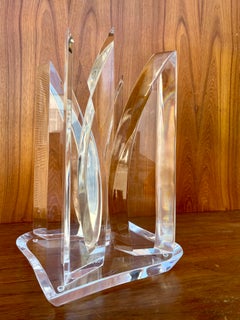 1970s Mid-Century Modern Abstract Lucite Sculpture in the Hivo Van Teal's Style