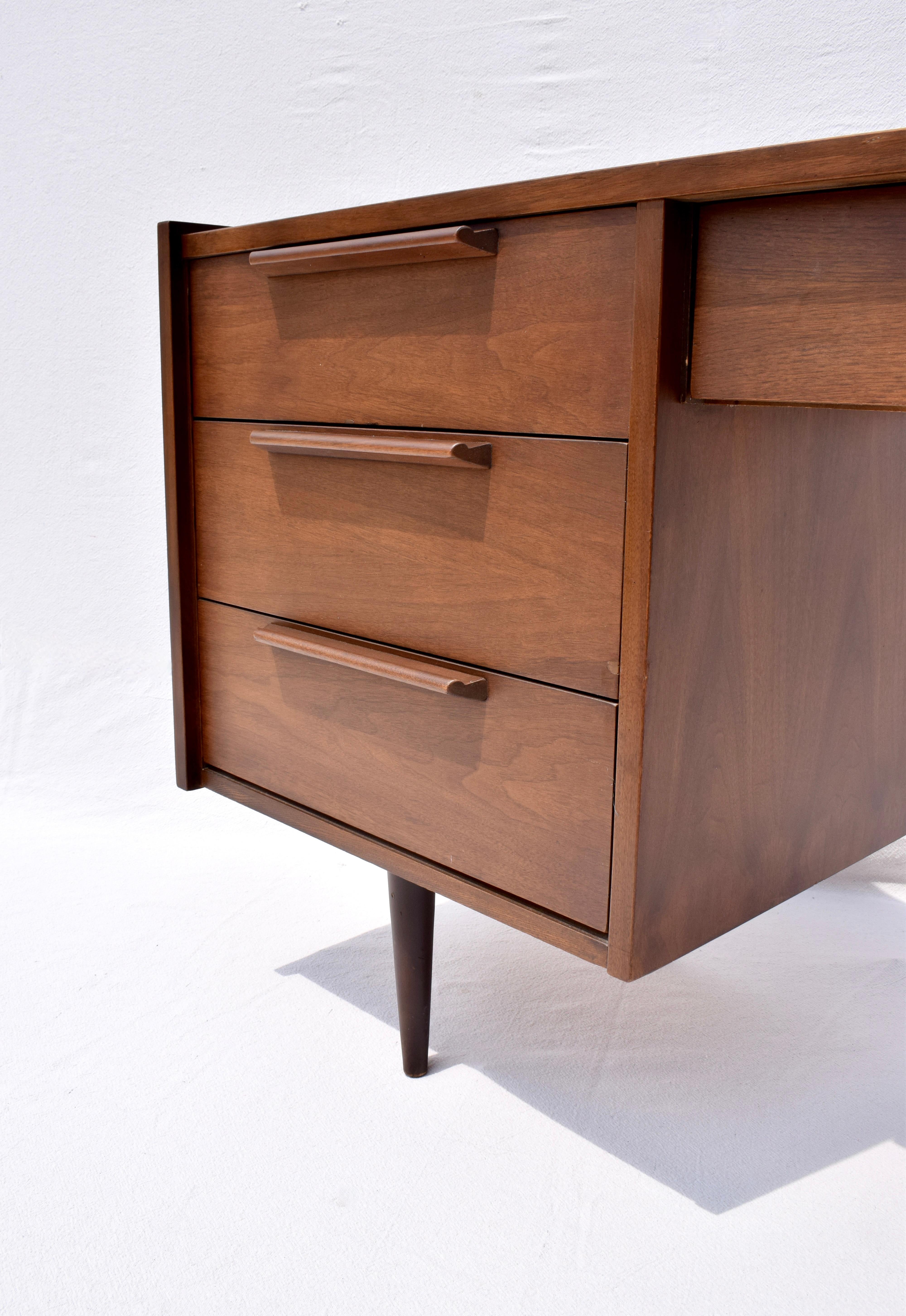 1970's Mid Century Modern American Walnut Desk 4