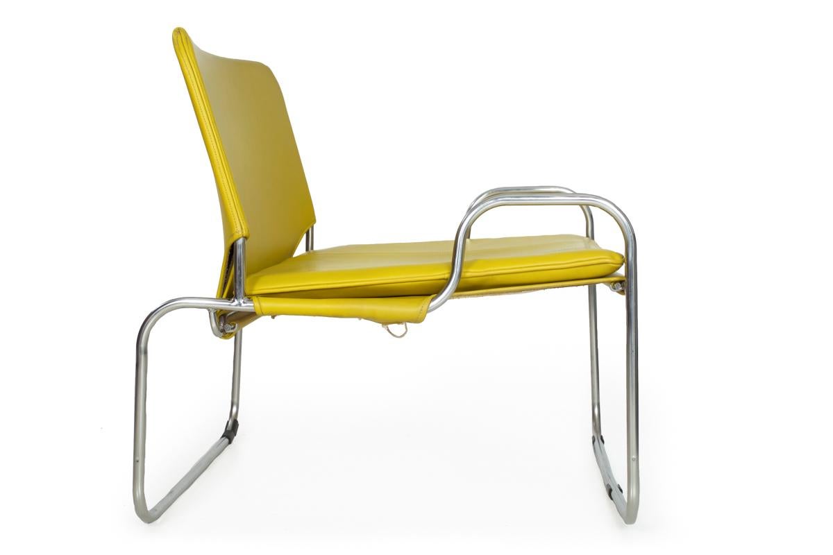 20th Century 1970s Mid-Century Modern Bauhaus Tubular Chrome Steel Lounge Chairs, a Pair