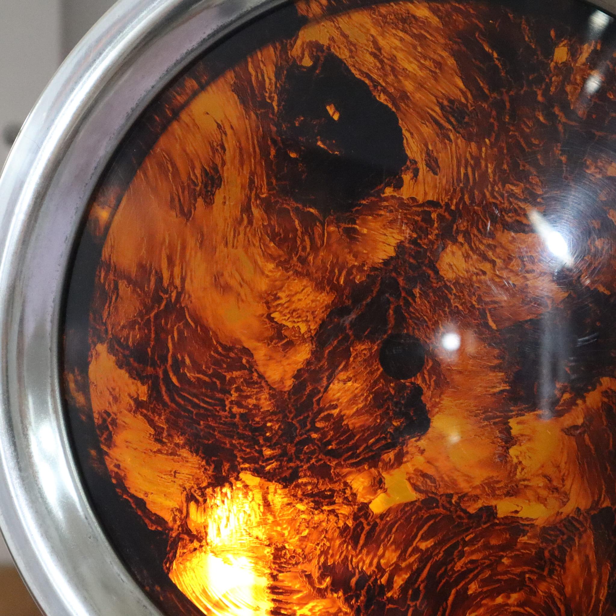Argent 1970 Plateau rond en laiton et fausse lucite de tortue The Moderns par Guzzini en vente