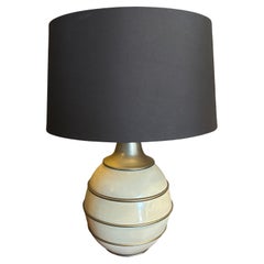 1970s Mid-Century Modern Brass and Ivory Lacquered Metal Italian Table Lamp
