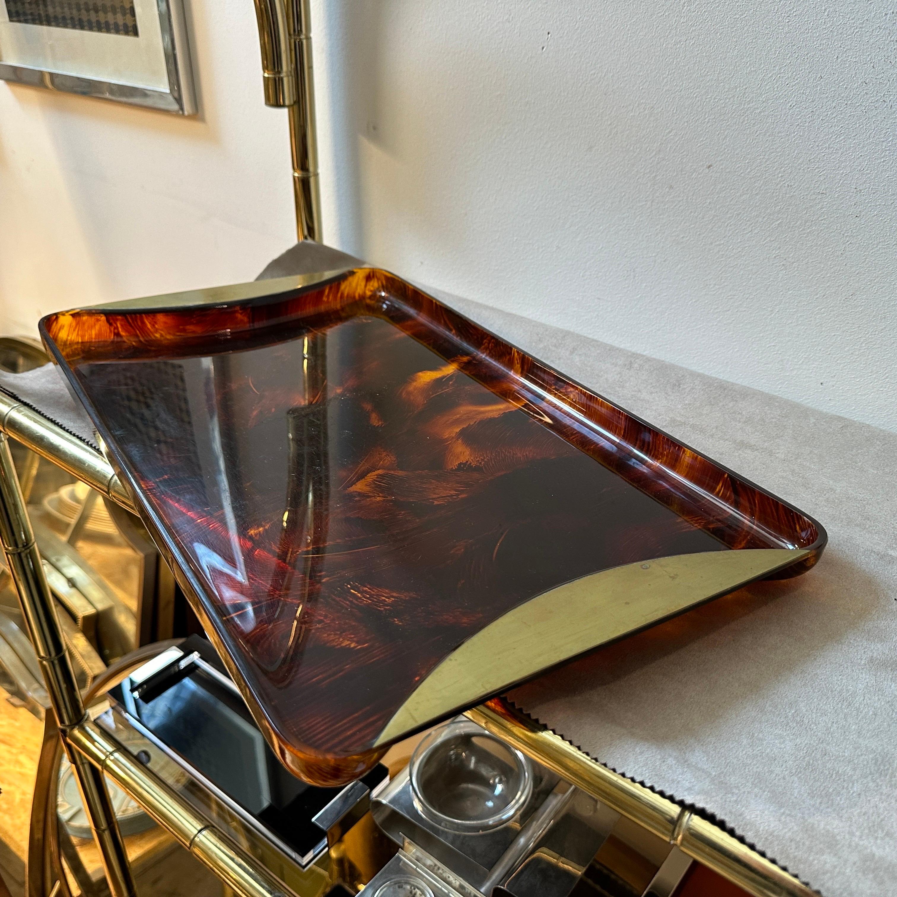 1970s Mid-Century Modern Brass and Lucite Italian Serving Tray by Guzzini For Sale 5