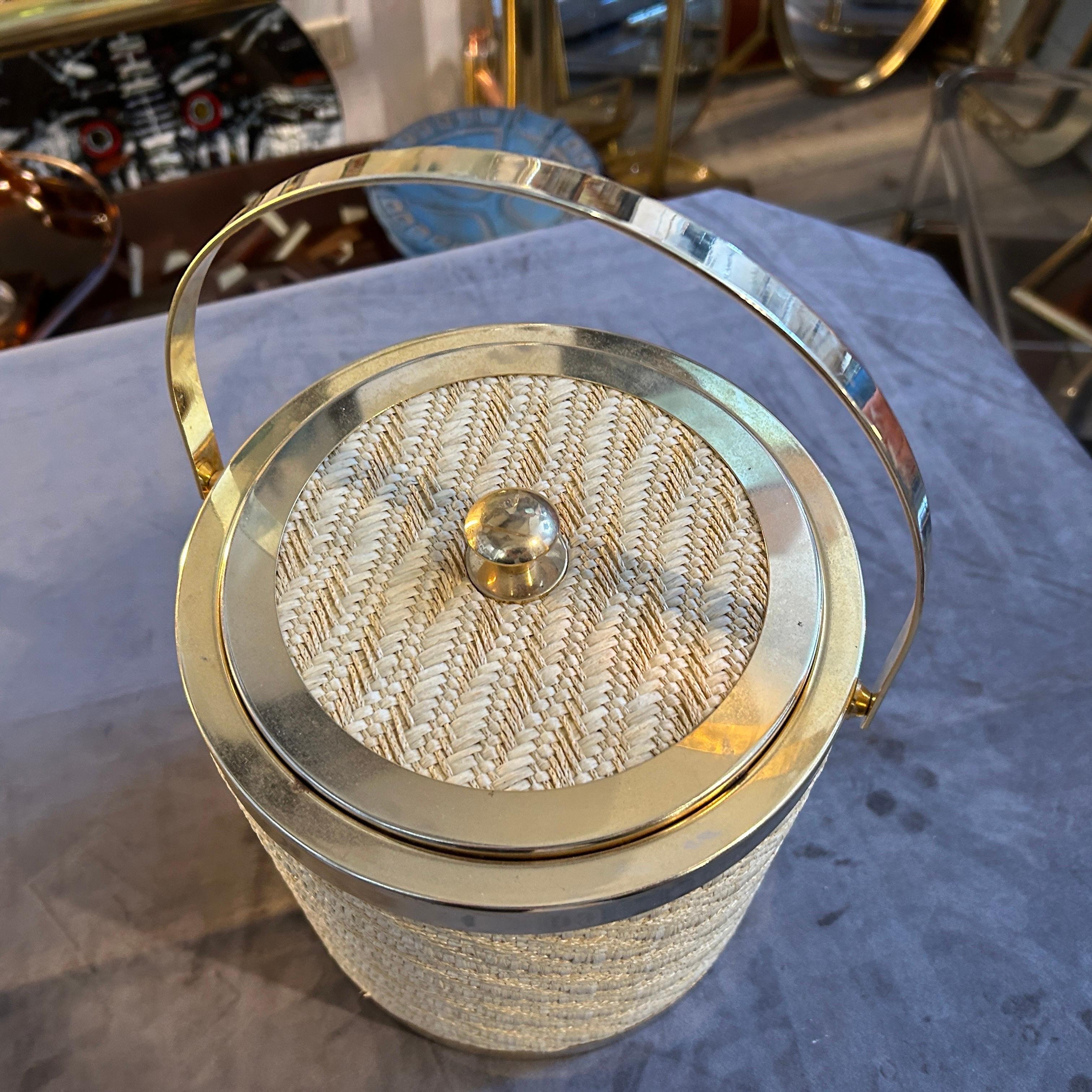 1970s Mid-Century Modern Brass and Wicker Italian Ice Bucket In Good Condition In Aci Castello, IT