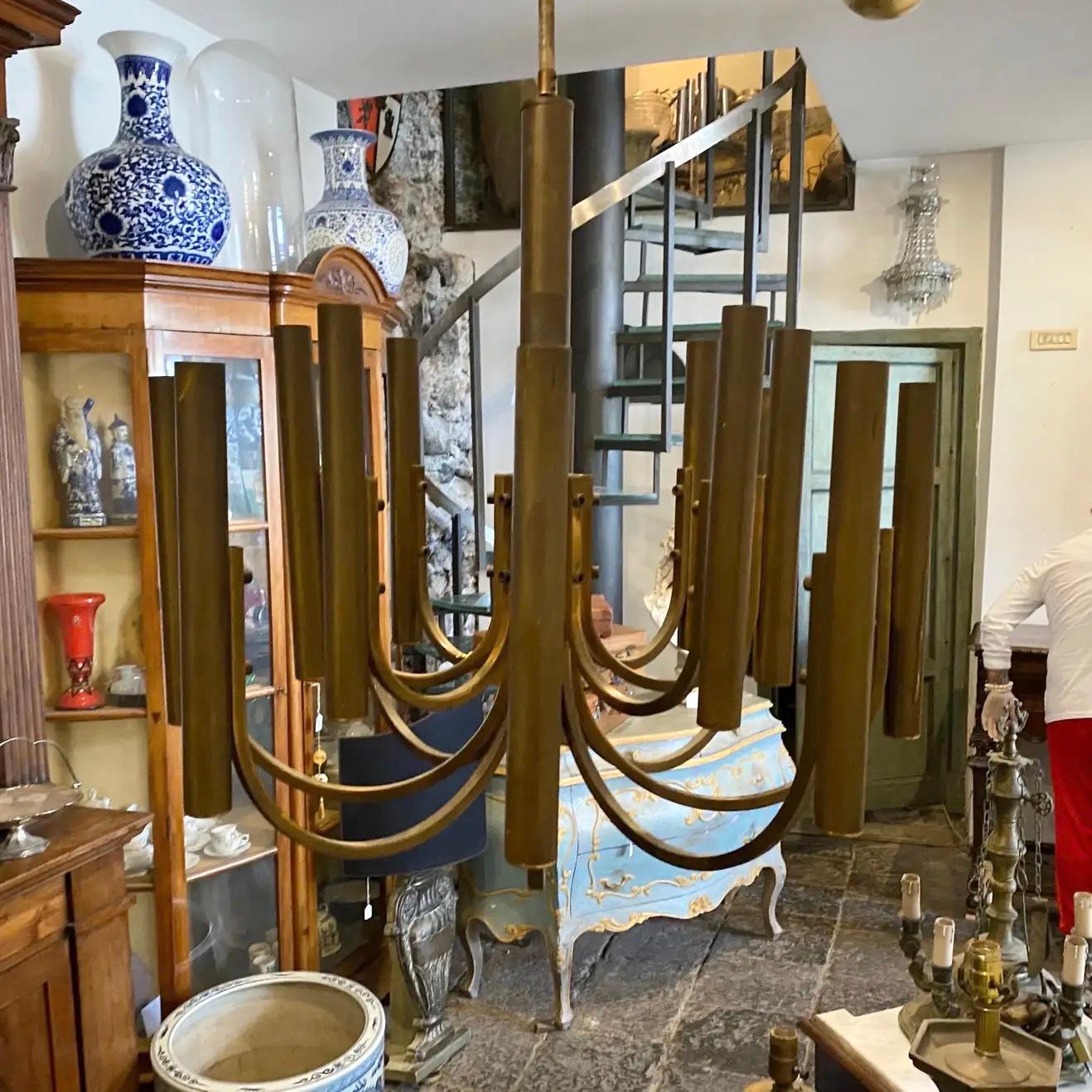 Italian 1970s Mid-Century Modern Brass Chandelier by Gaetano Sciolari