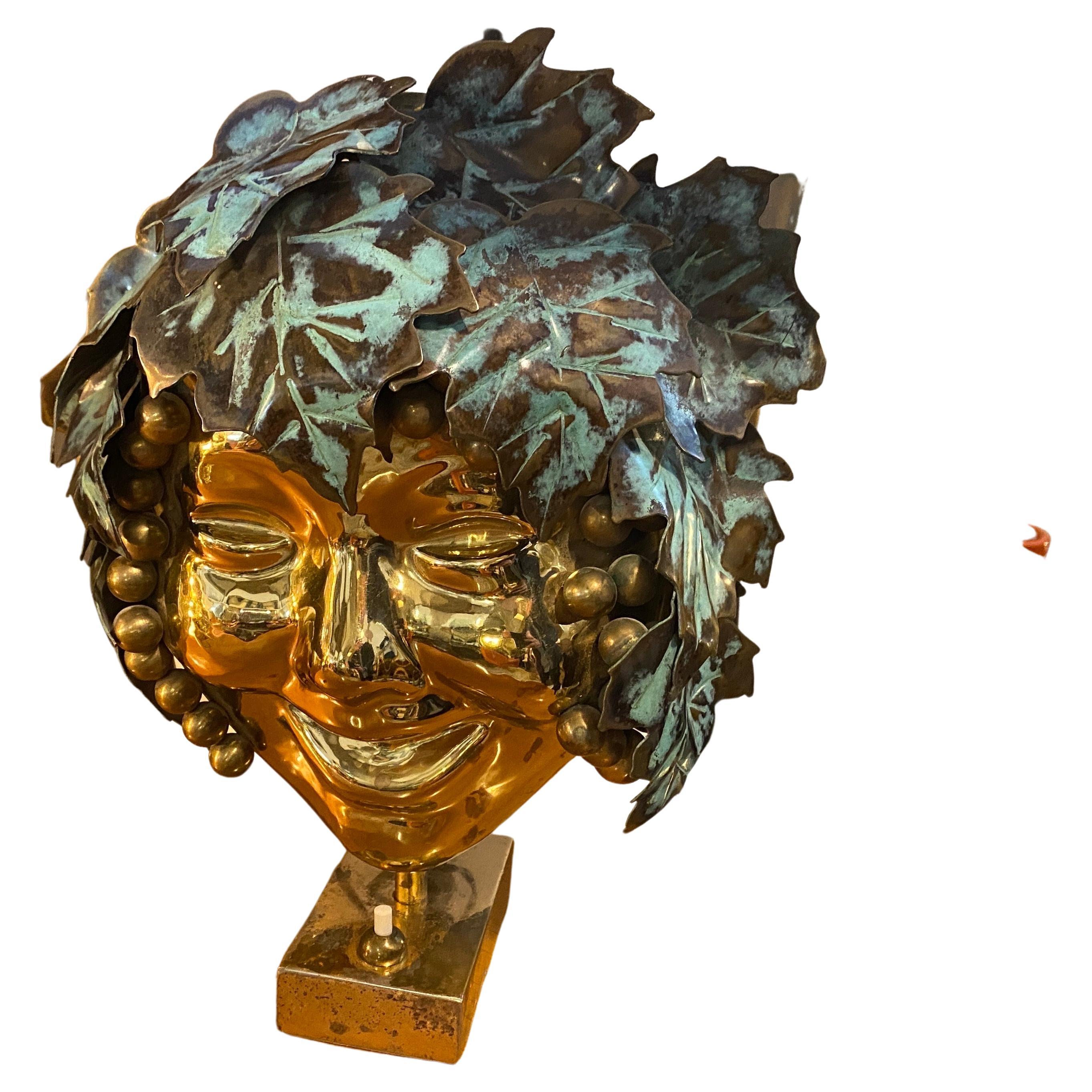 Lámpara de mesa Bacchus italiana de latón, moderna de mediados de siglo, años 70 Moderno de mediados de siglo en venta