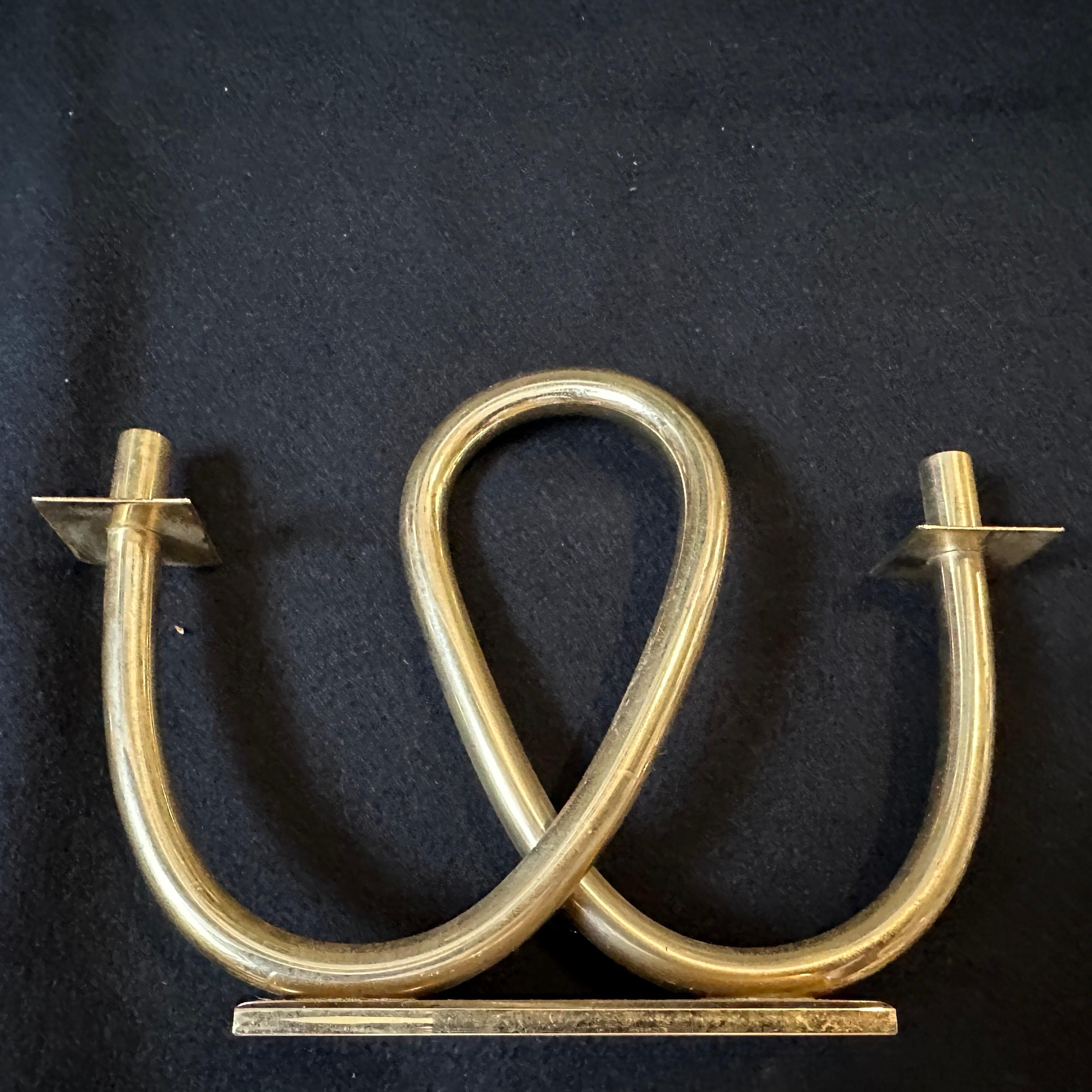 Petit candélabre en laiton mi-siècle moderne des années 1970 à la manière de Gio Ponti en vente 2