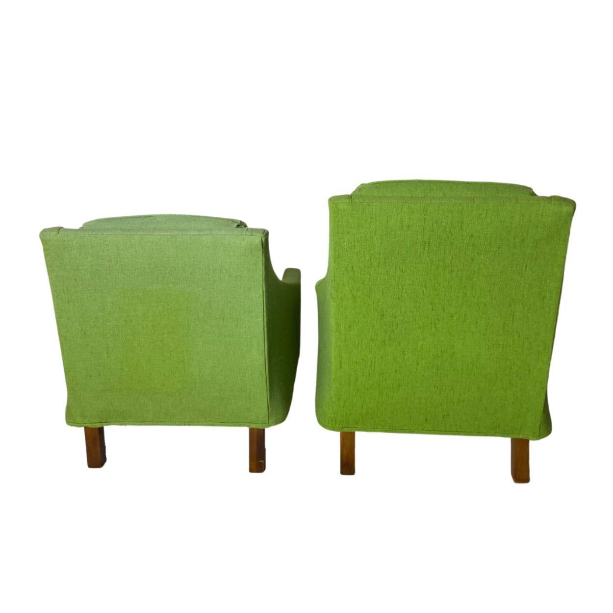 American 1970s Mid-Century Modern Broyhill Lounge Chairs, A Pair