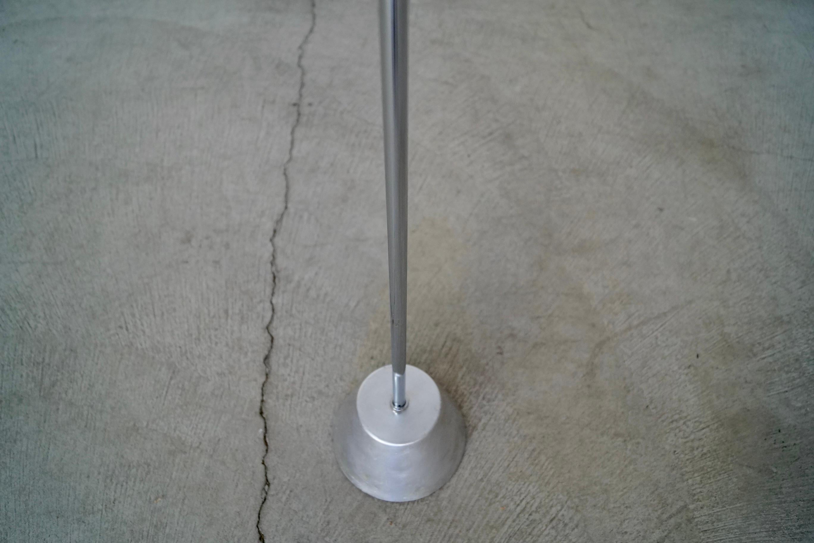 Lámpara de pie cromada regulable Bryant Lighting de mediados de siglo de 1970 en venta 10