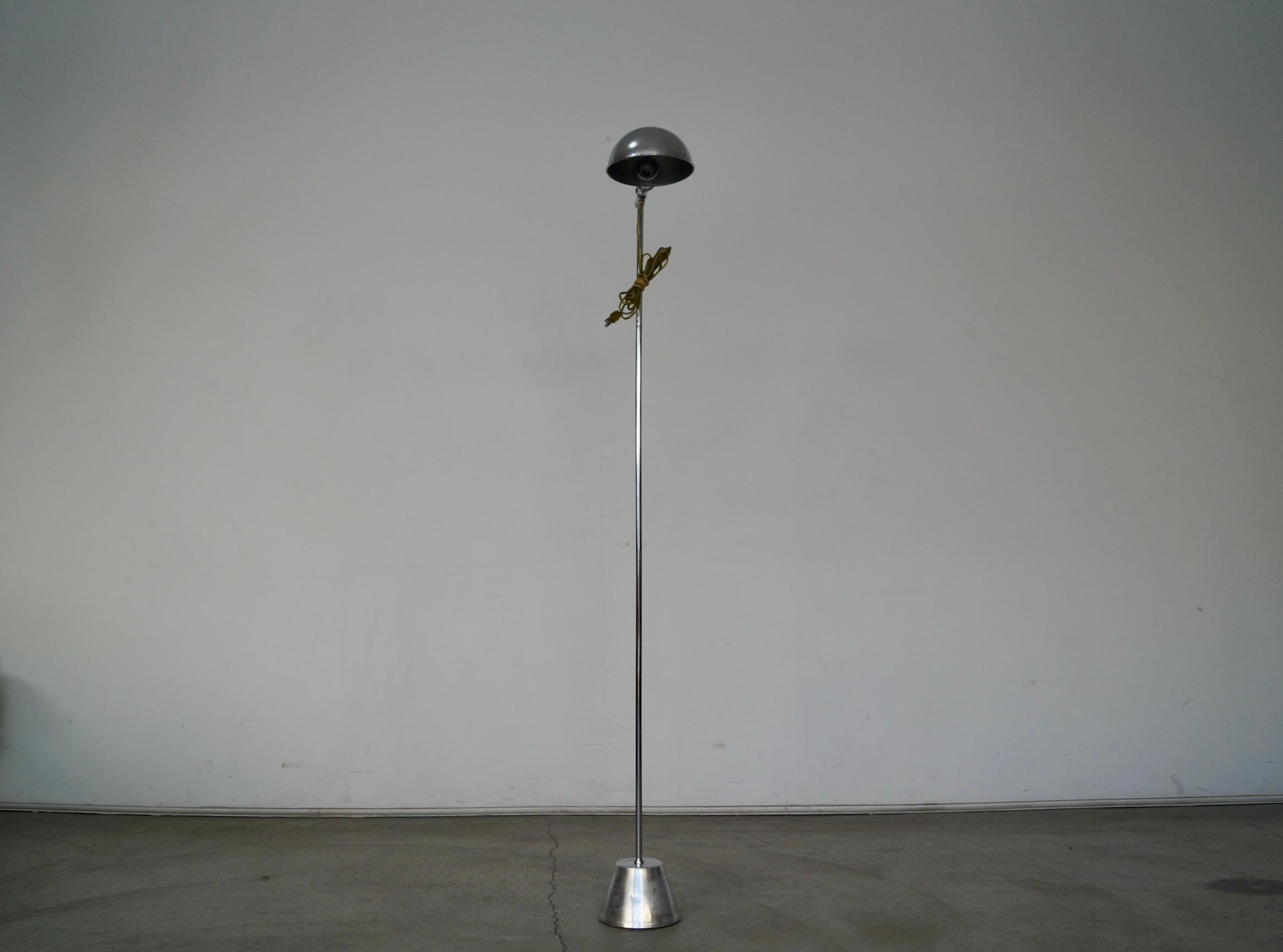 1970's Mid-Century Modern Bryant Lighting Adjustable Chrome Floor Lamp For Sale 1