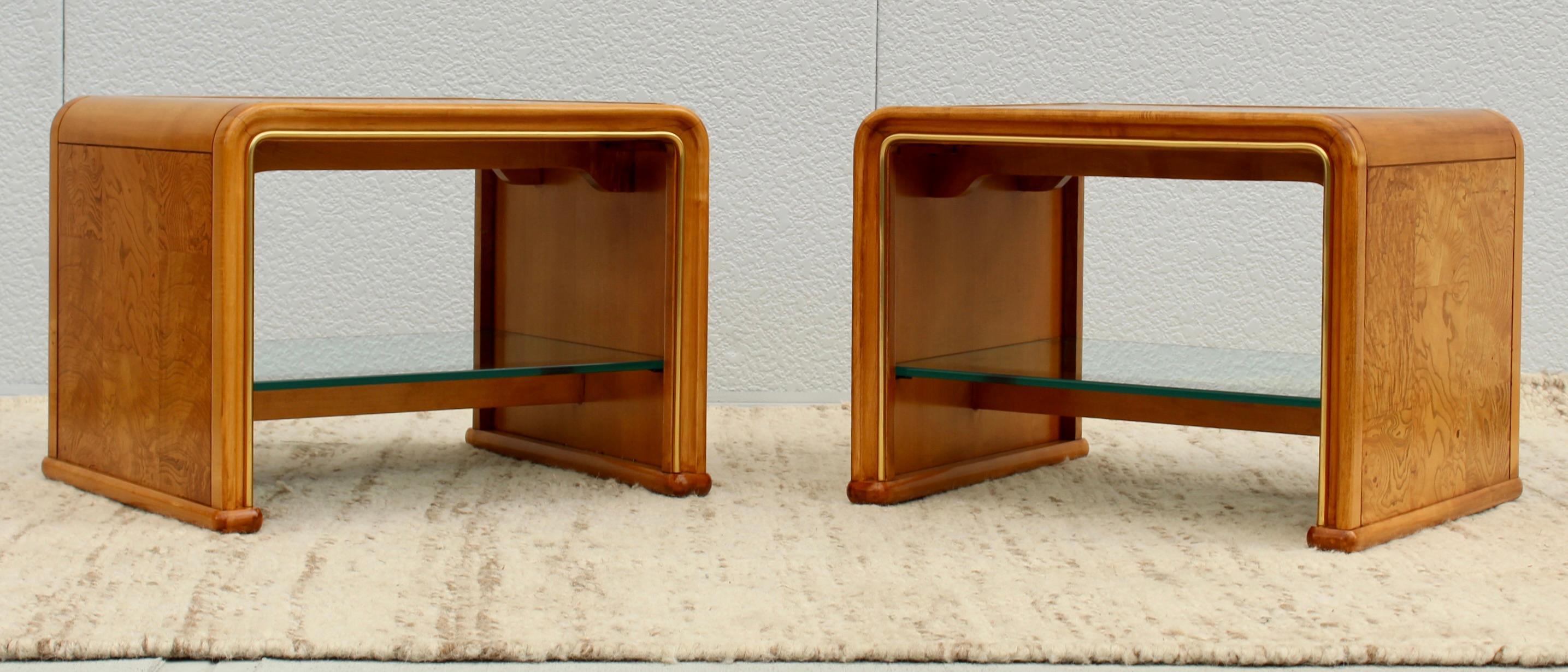 Mid-Century Modern Wasserfall-Beistelltische aus Wurzelholz, 1970er Jahre (Moderne der Mitte des Jahrhunderts) im Angebot