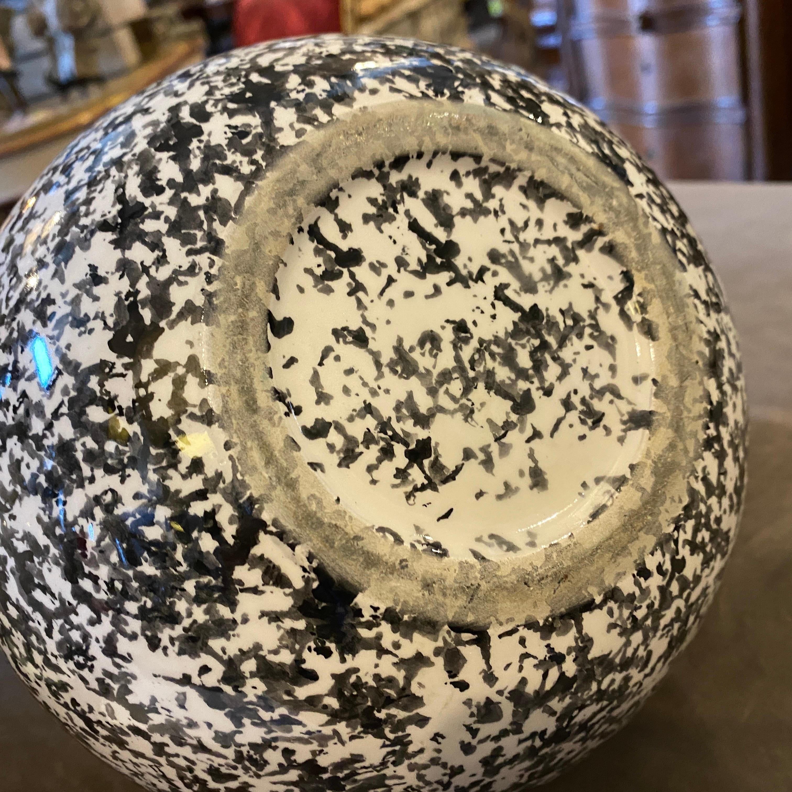 Vase italien rond en céramique mi-siècle moderne, années 1970 Bon état - En vente à Aci Castello, IT