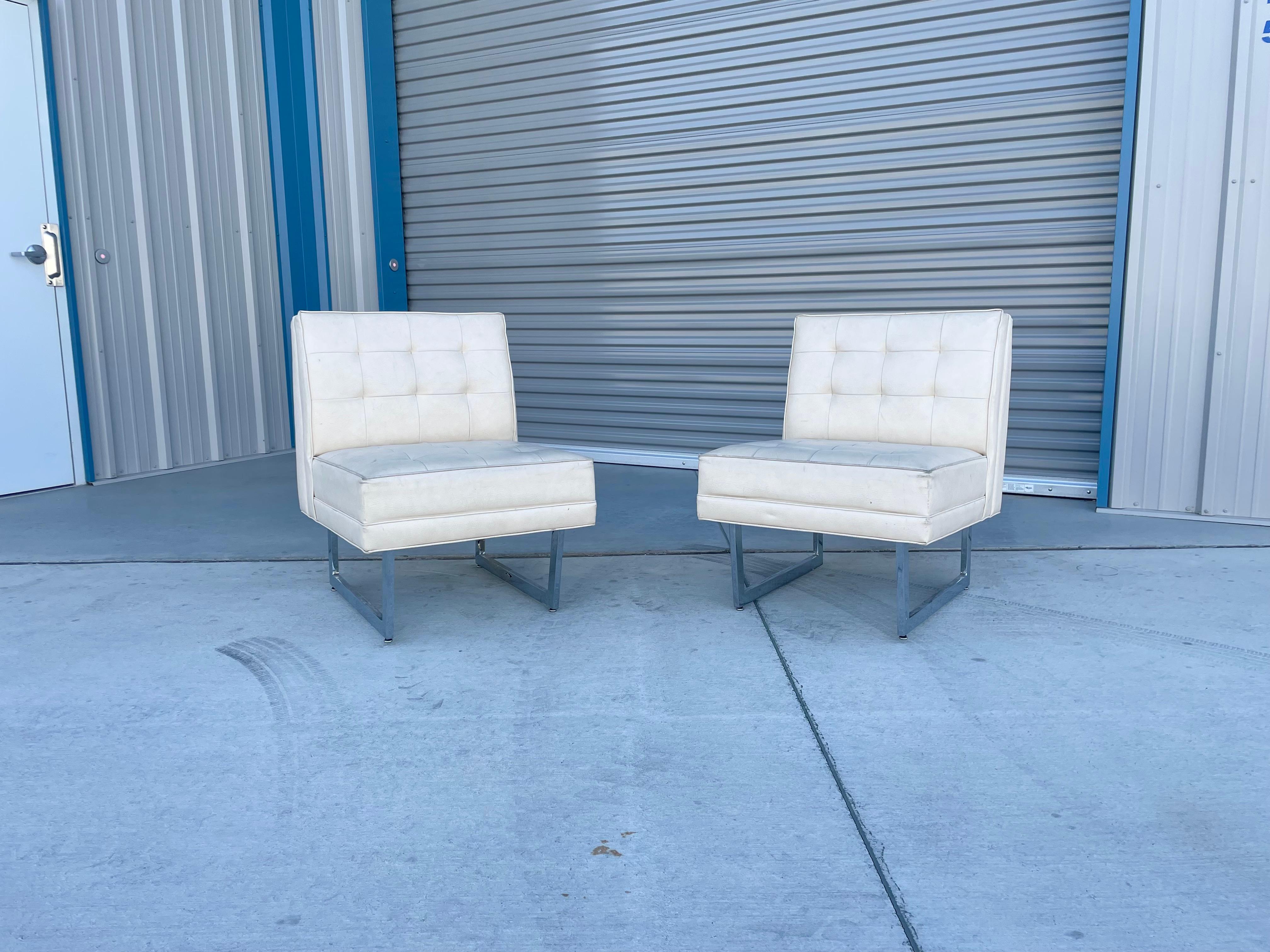 Mid-Century Modern 1970s Mid Century Modern Chrome and Leather Lounge Chairs- a Pair For Sale