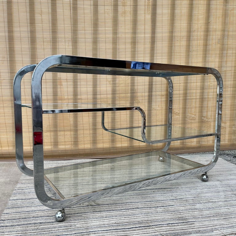 Polished 1970s Mid-Century Modern Chromed Dry Bar Cart in the Milo Baughman Style