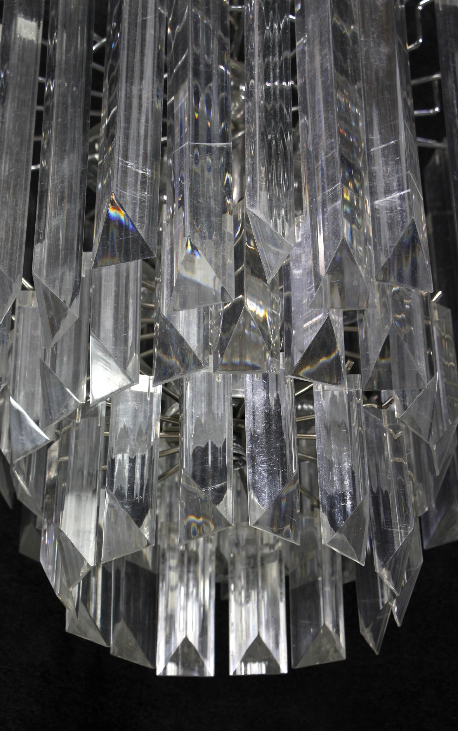 1970s Mid-Century Modern Clear Lucite 3-Tier Prism Chandelier with Chrome Frame 5