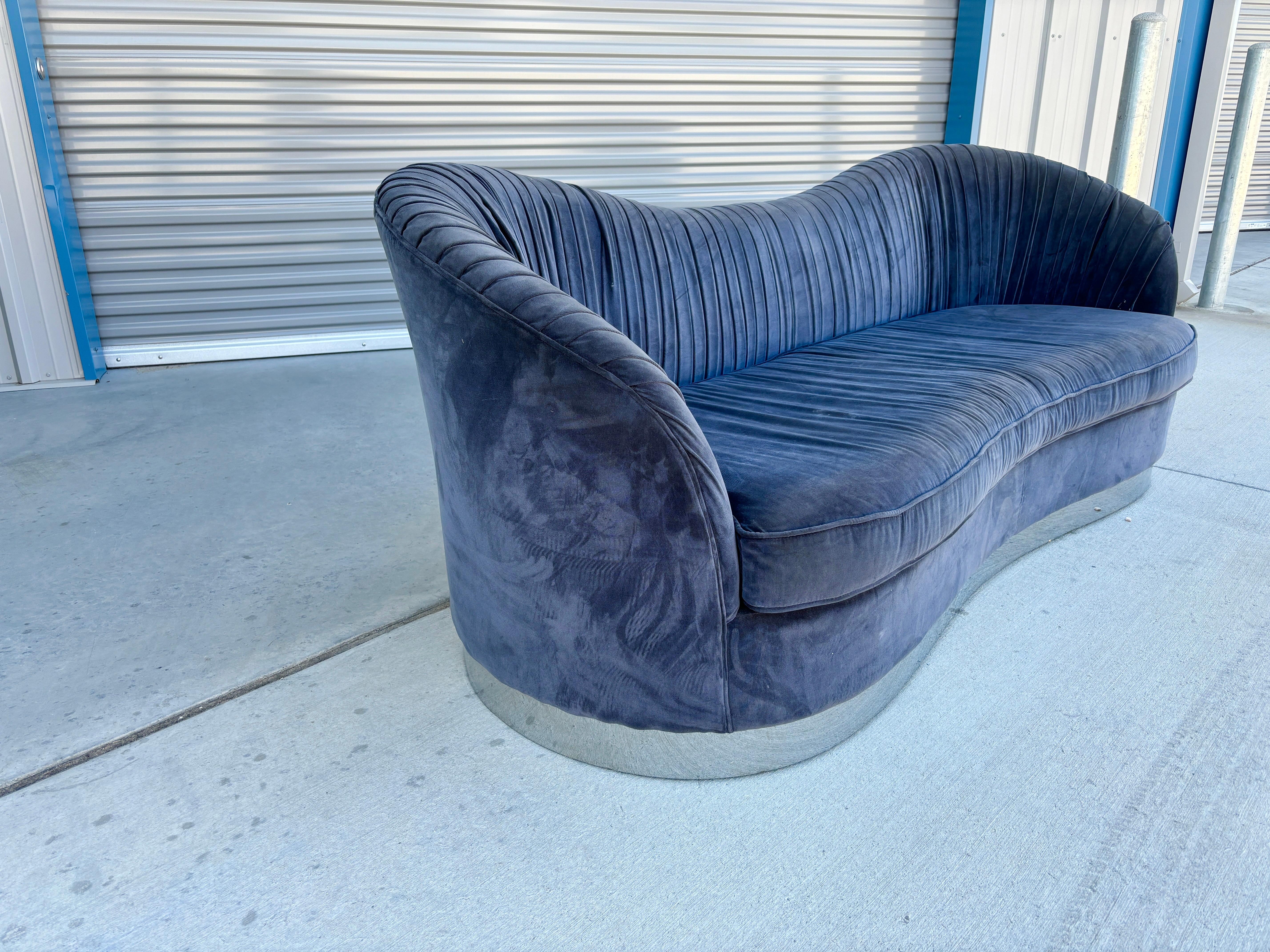 1970s Mid Century Modern Curved Velvet and Chrome Sofa For Sale 1