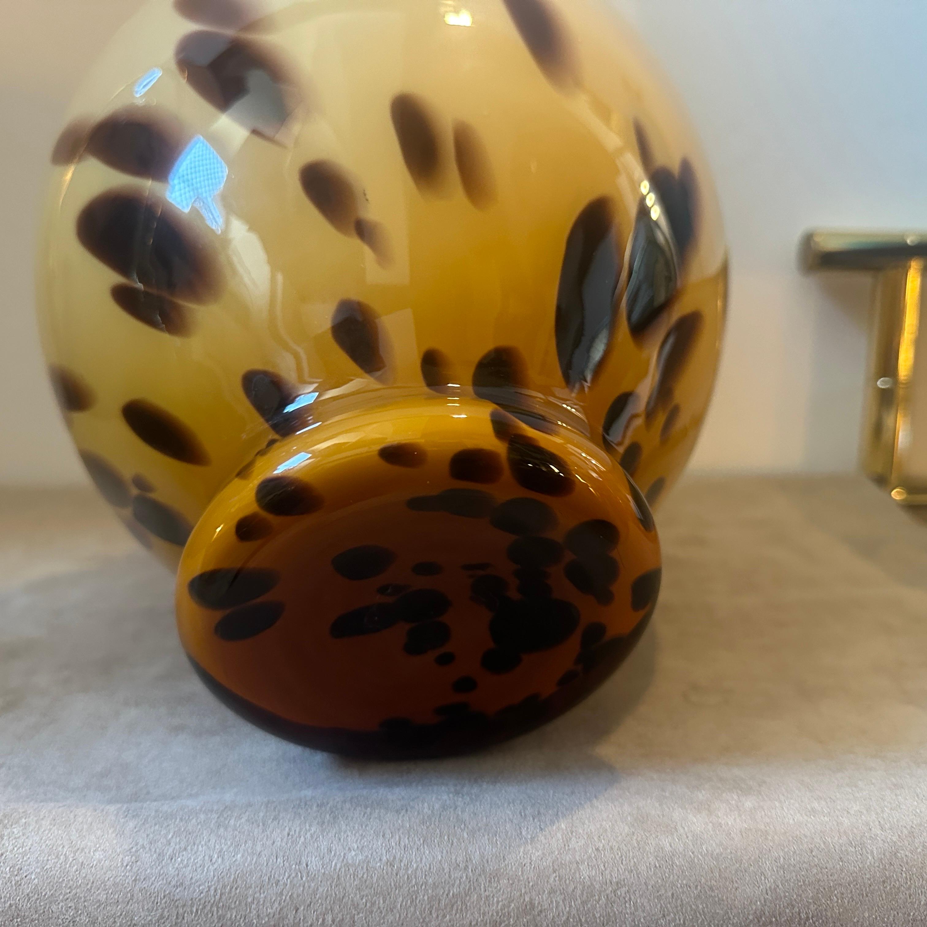 1970s Mid-Century Modern Fake Tortoise Murano Glass Vase For Sale 2