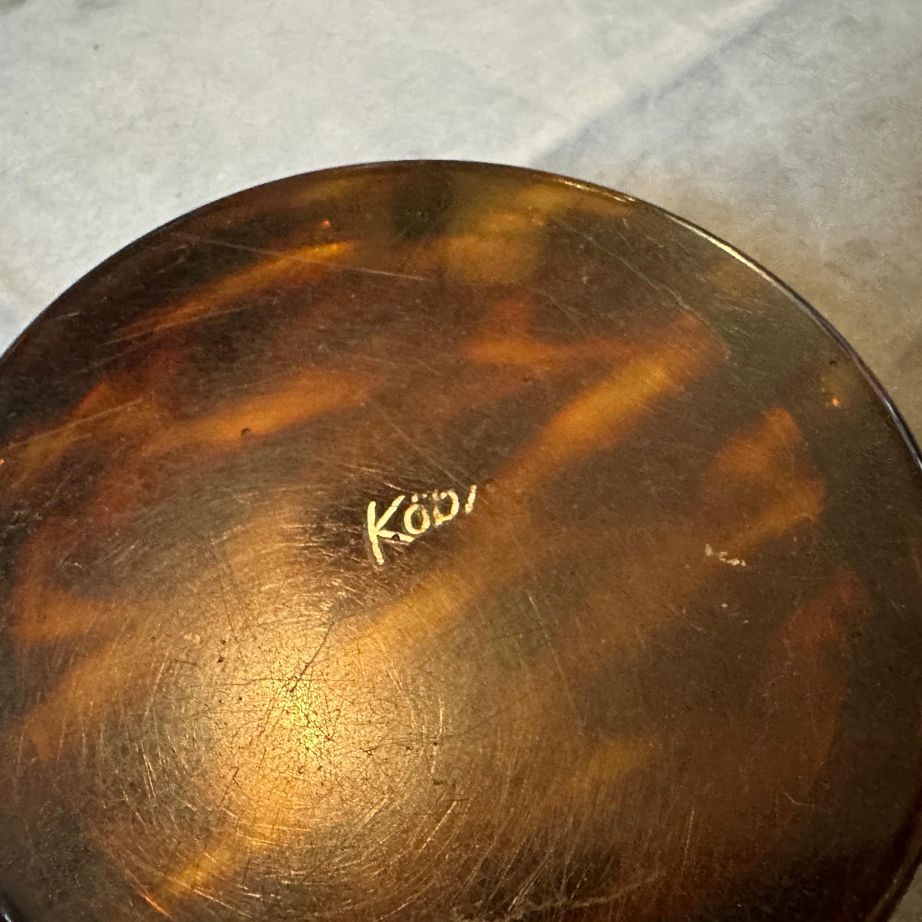 1970s Mid-Century Modern Fake Tortoise Shell Lucite Round Jewelry Box For Sale 3
