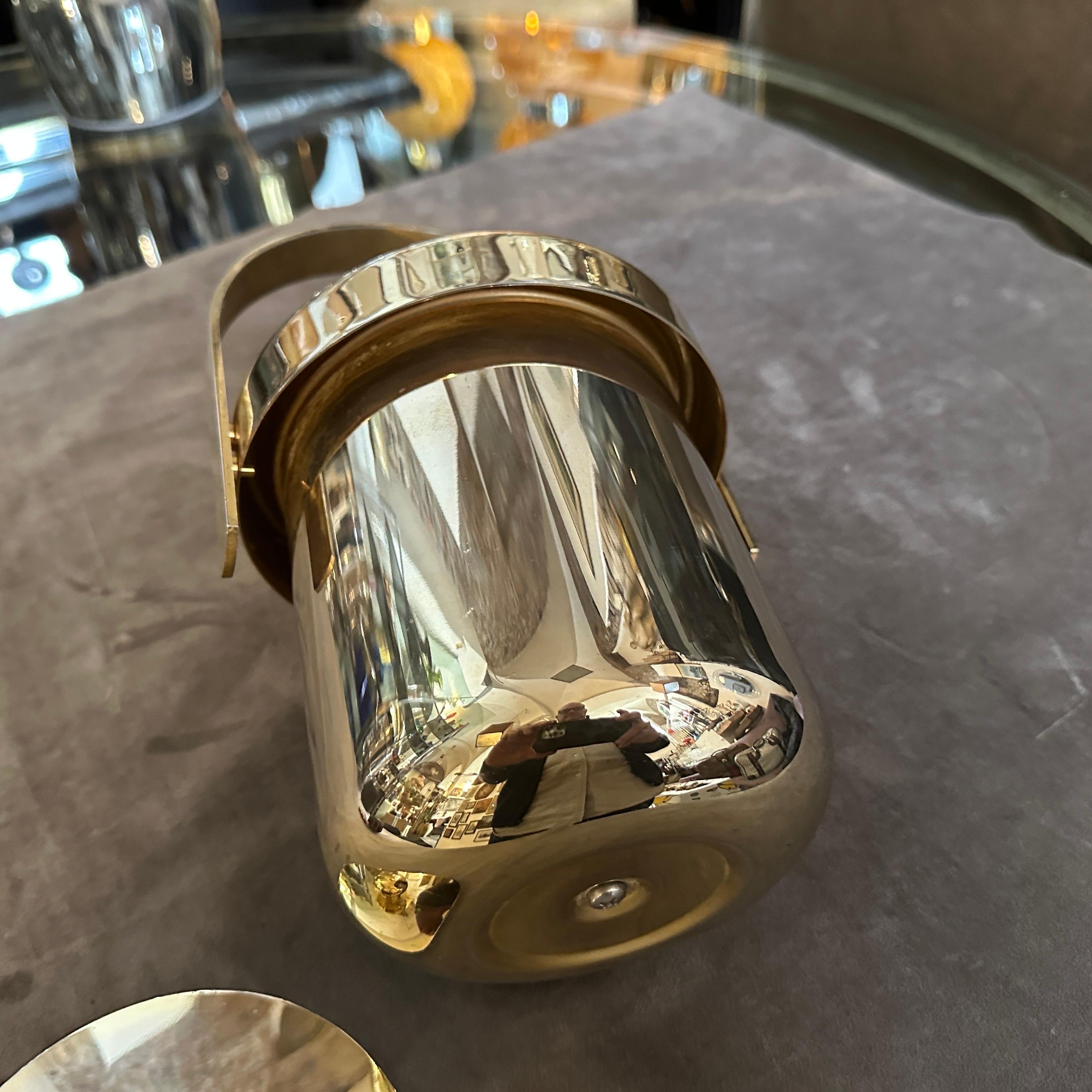 Seau à glace italien en métal doré des années 1970 Mid-Century Modern en vente 1